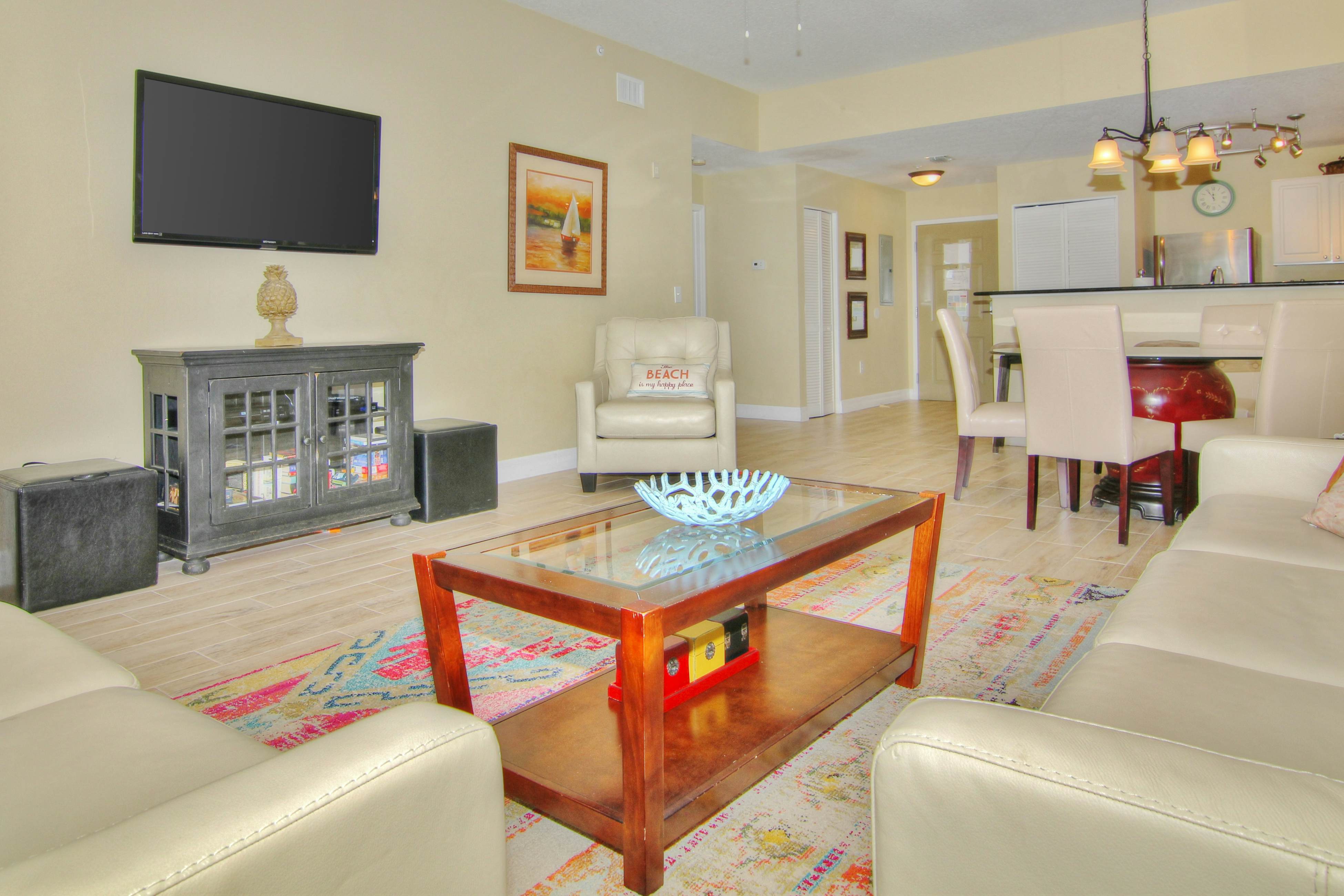 Waterfront condo with marina views - walk to John’s Pass