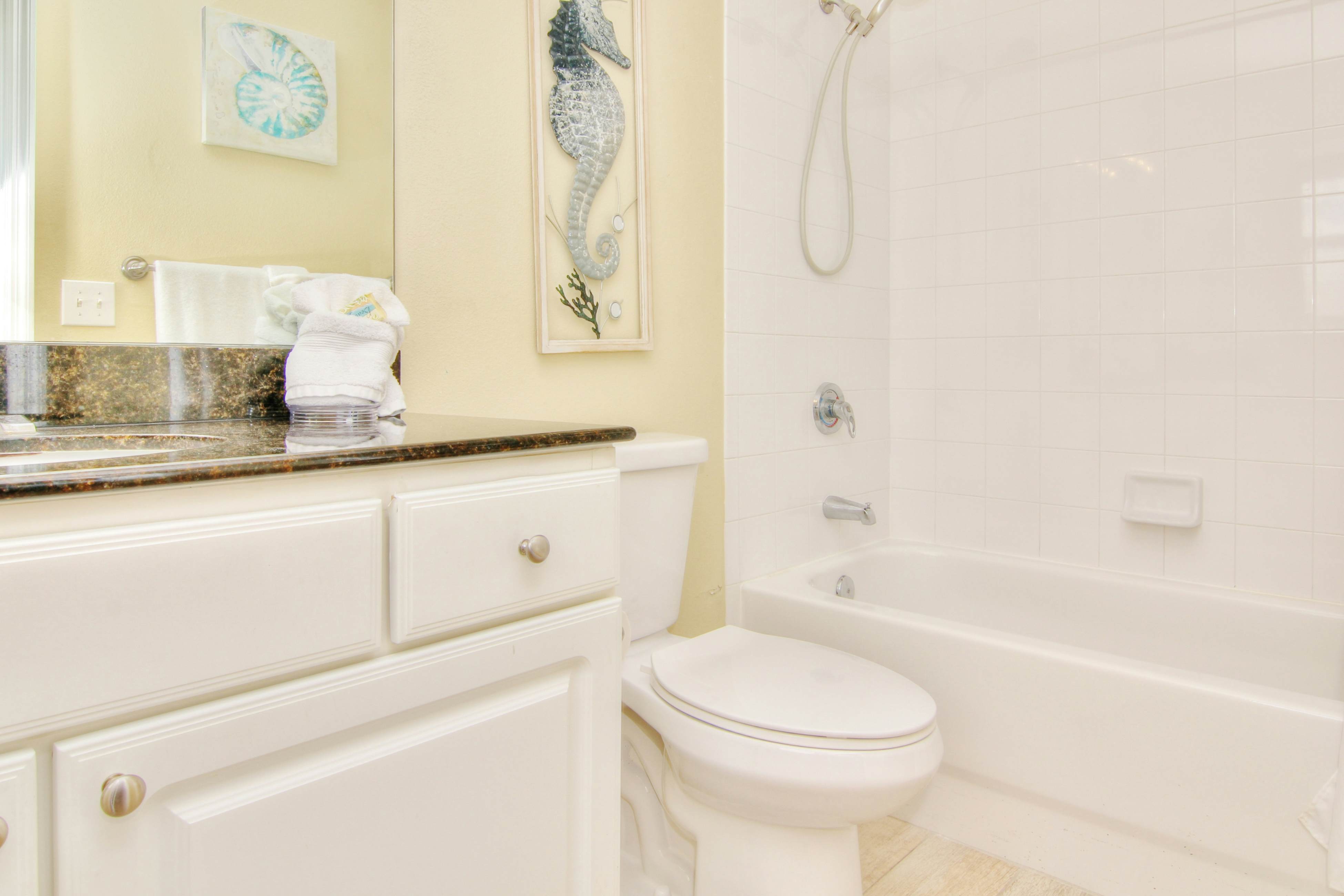 Waterfront condo with marina views - walk to John’s Pass