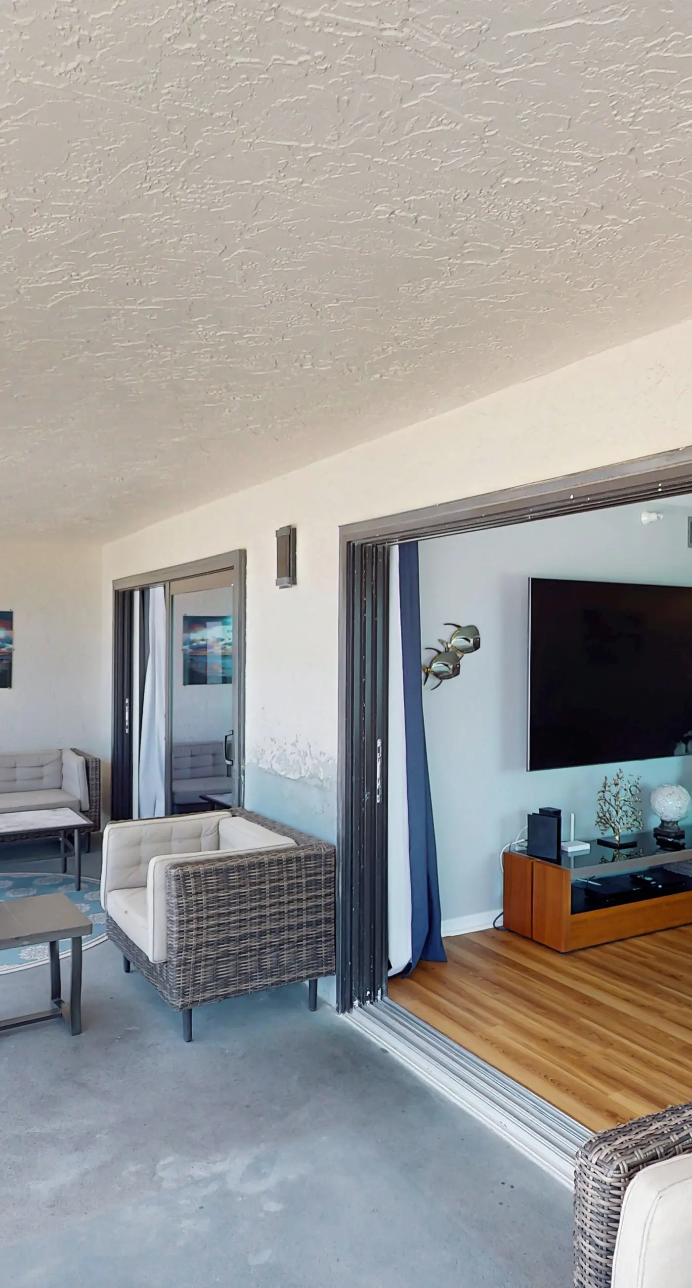 Extraordinary Gulf front condo w screened in balcony WD AC heated pool pool spa