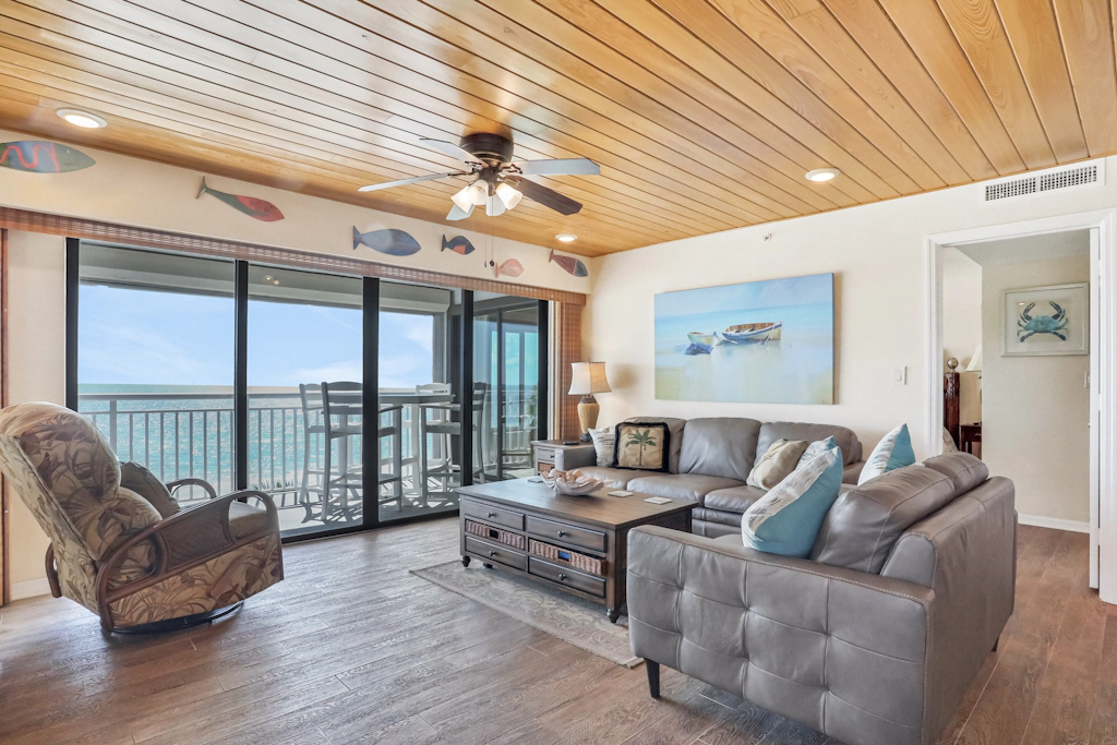 Breathtaking beachfront condo in prime location Indian Shores FL