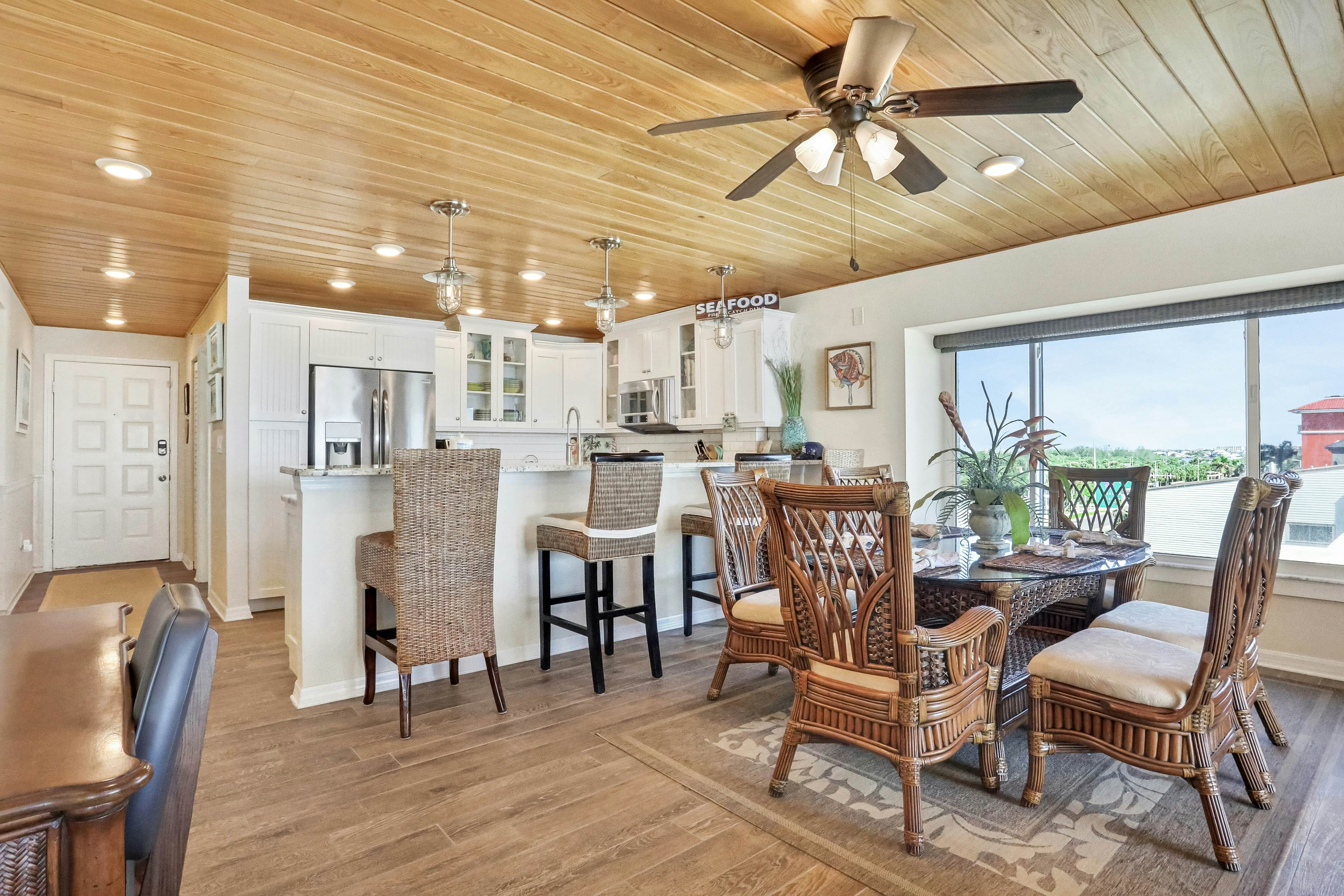 Breathtaking beachfront condo in prime location Indian Shores FL