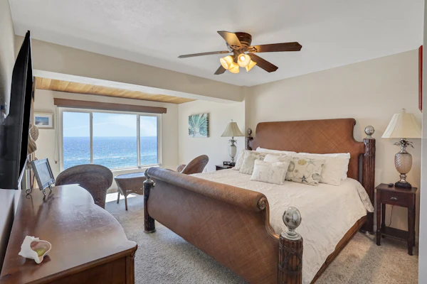 Breathtaking beachfront condo in prime location Indian Shores FL