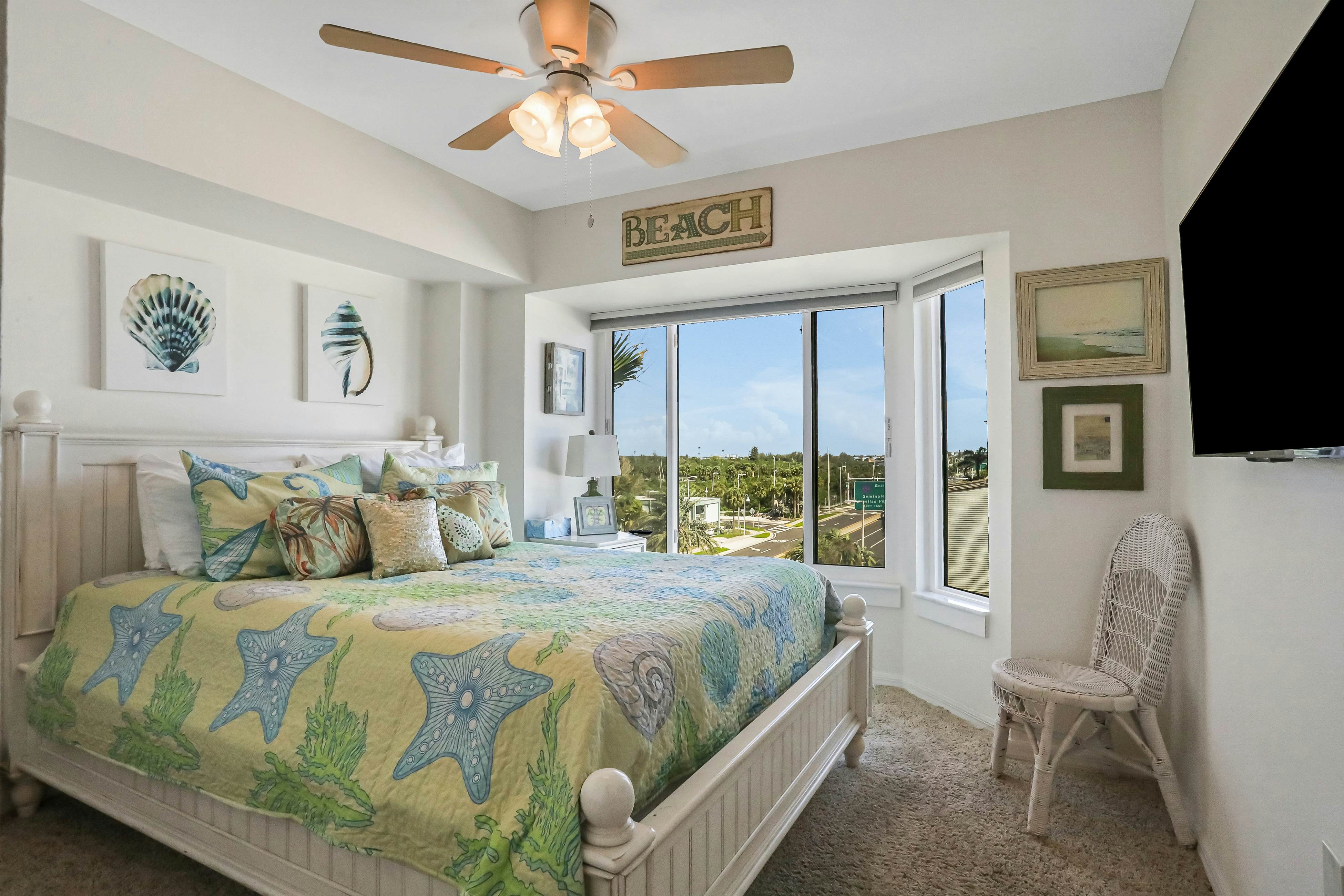 Breathtaking beachfront condo in prime location Indian Shores FL