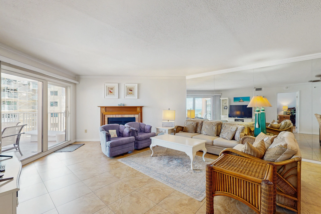 Beachfront condo with balcony pool hot tub grill and AC