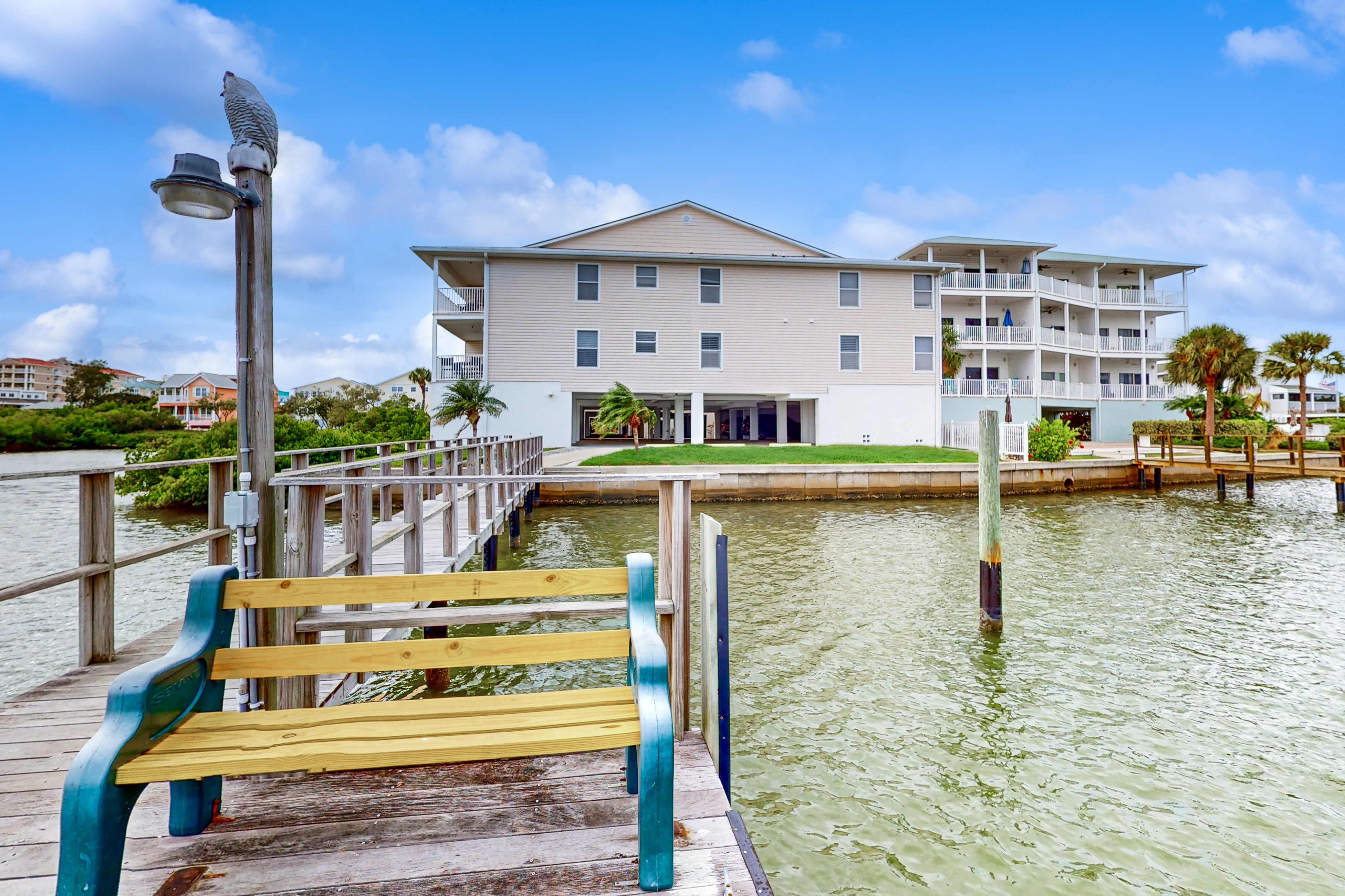 Snowbird friendly condo w Intracoastal and pool views heated pool dock and AC