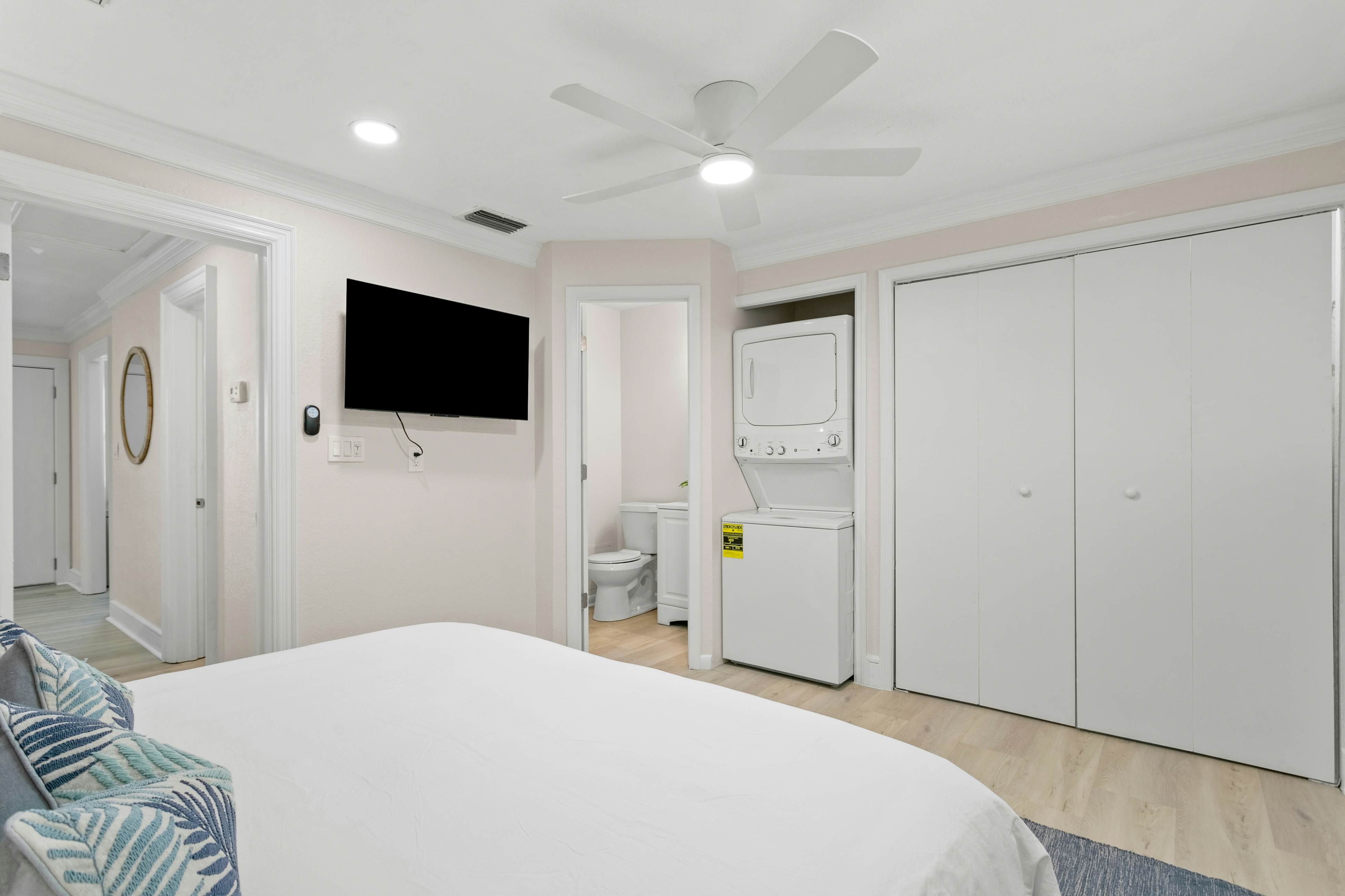 Renovated condo with on-site pool, beach access & modern charm