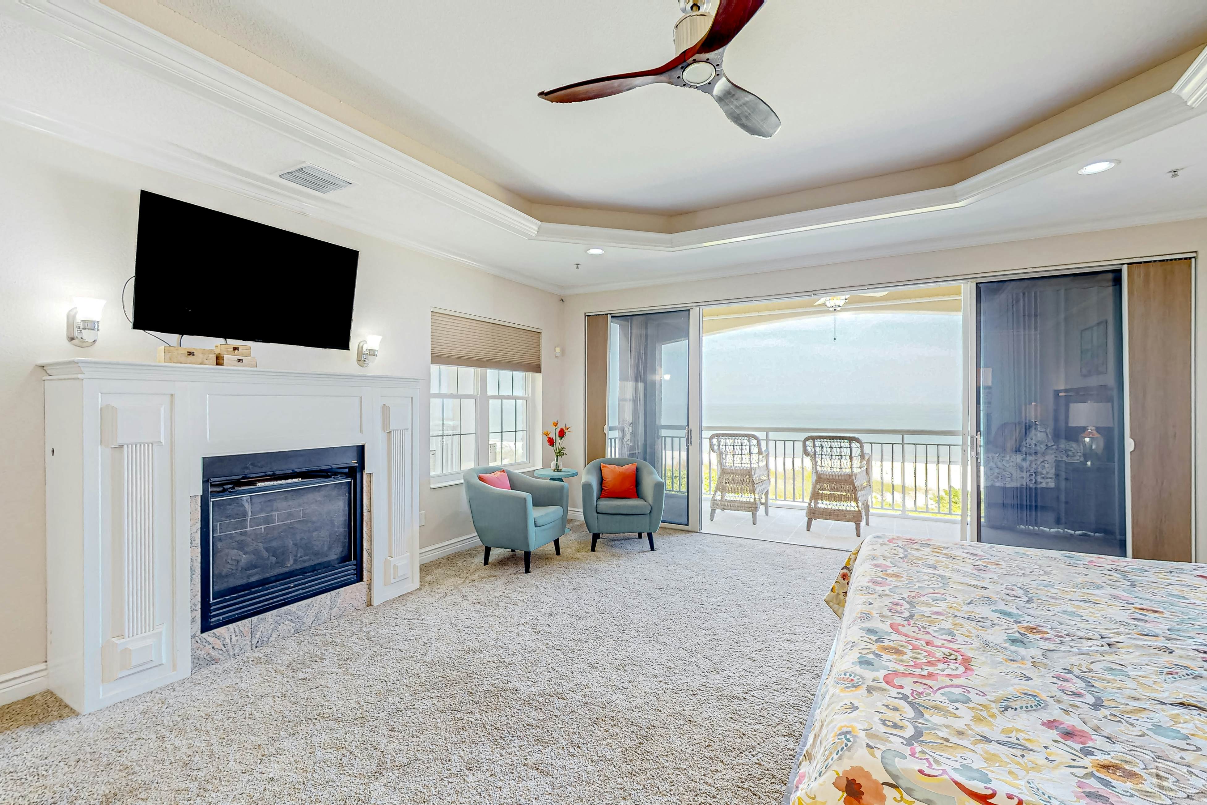 Grand Gulf-front sunset-view townhome with elevator, direct beach access, pool