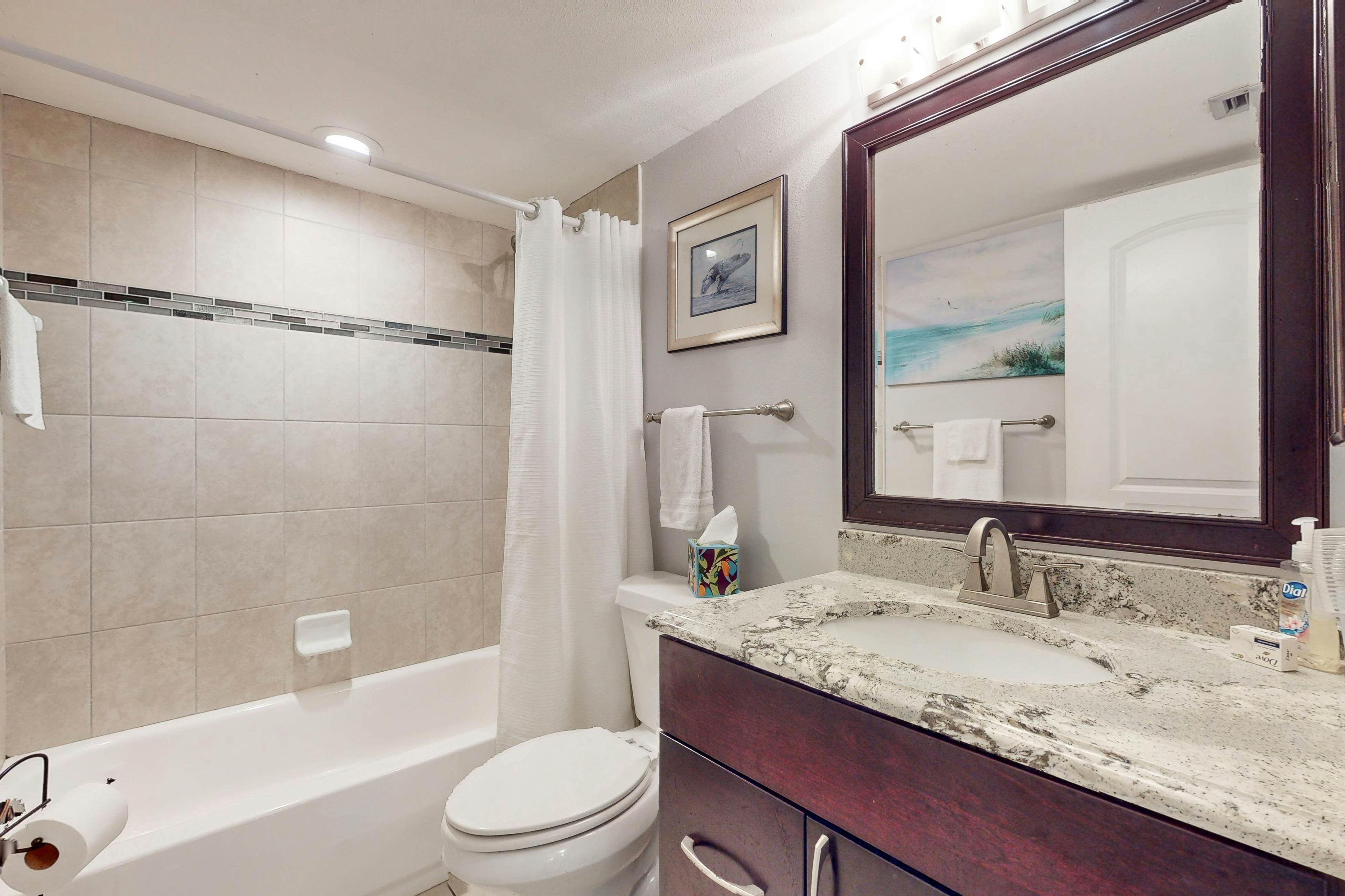 Beachfront condo with amazing Gulf views, pool, hot tub, grills, balcony, & WiFi