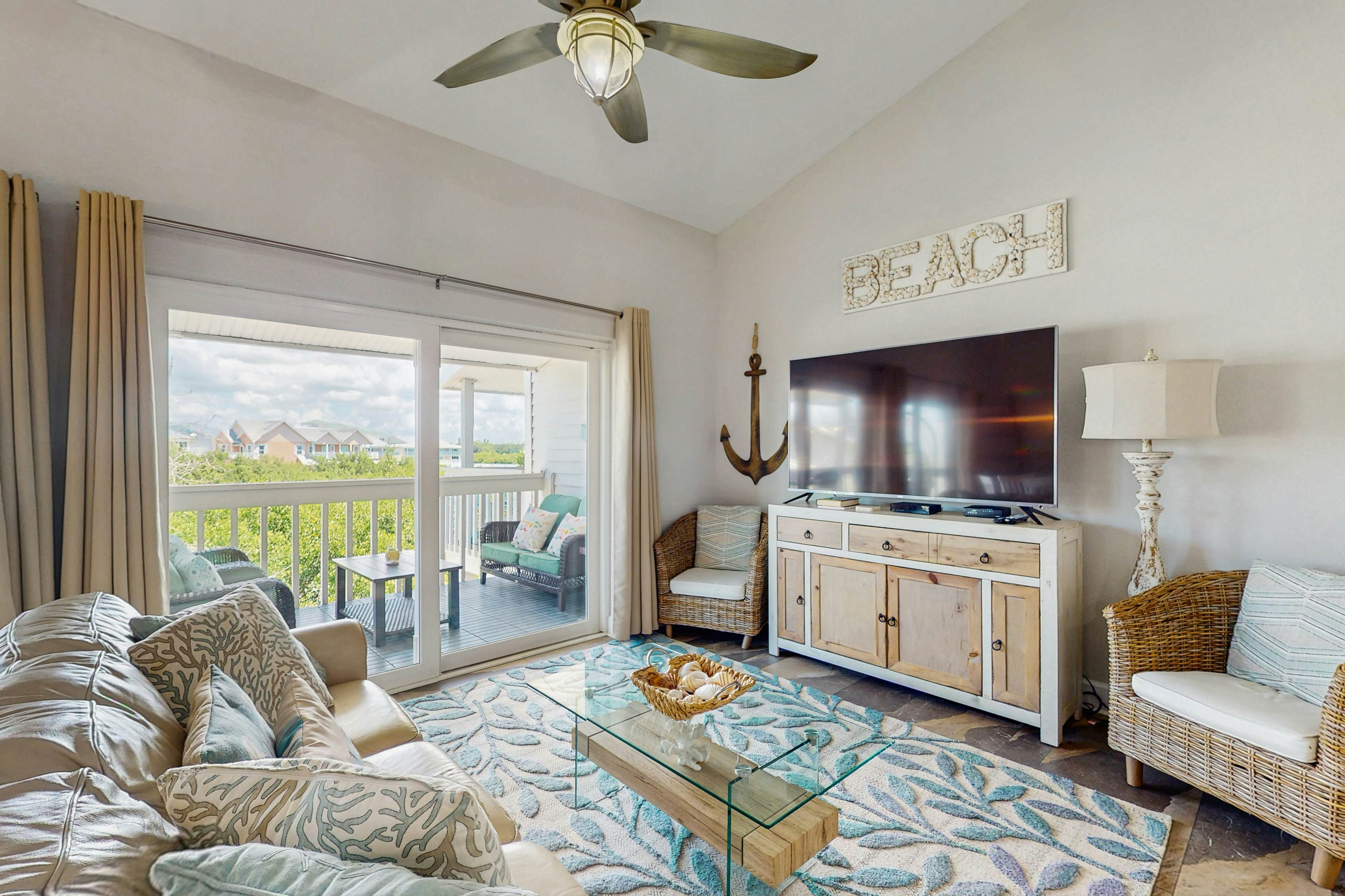 Tropical gem with pool - steps to beach - water-view balcony, private W/D & AC