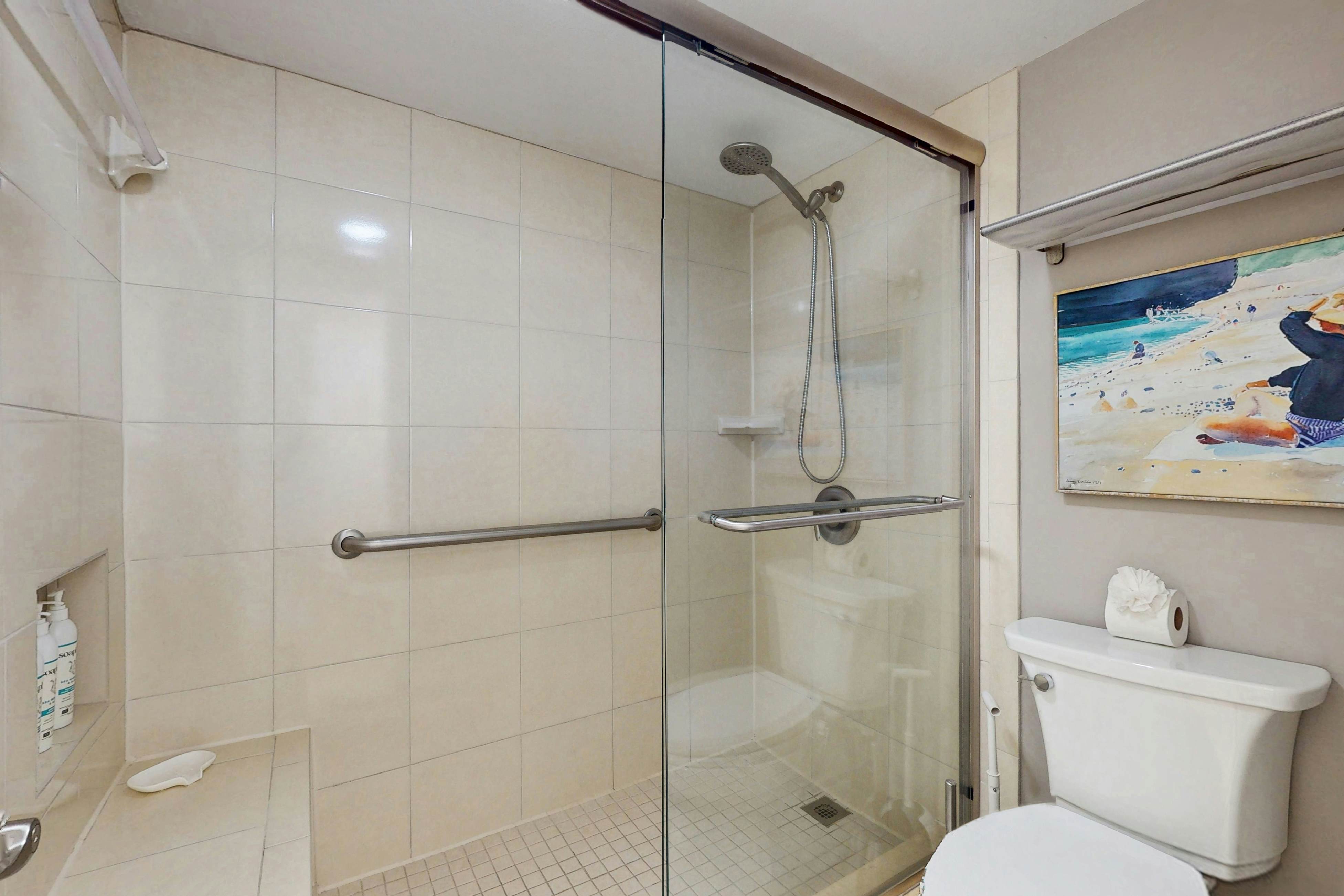 Upscale condo with gorgeous Gulf views & beachfront heated pool & spa