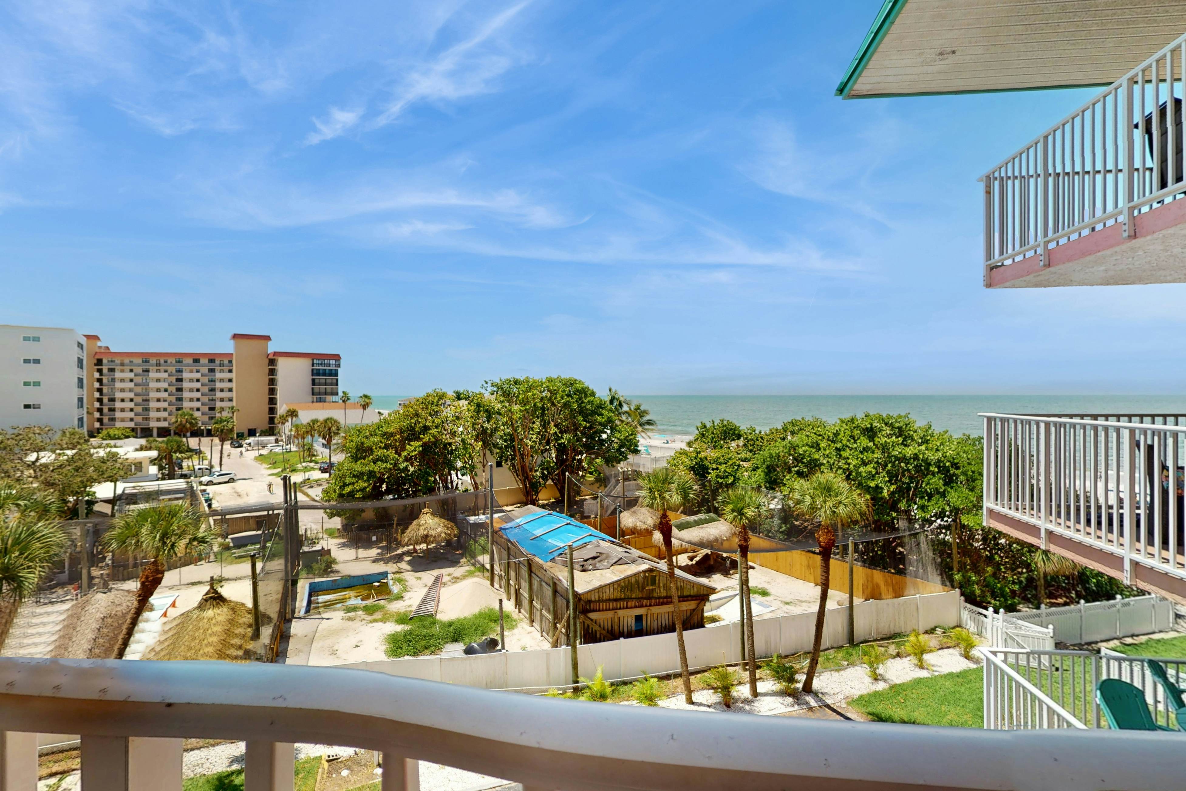 Upscale condo with gorgeous Gulf views & beachfront heated pool & spa