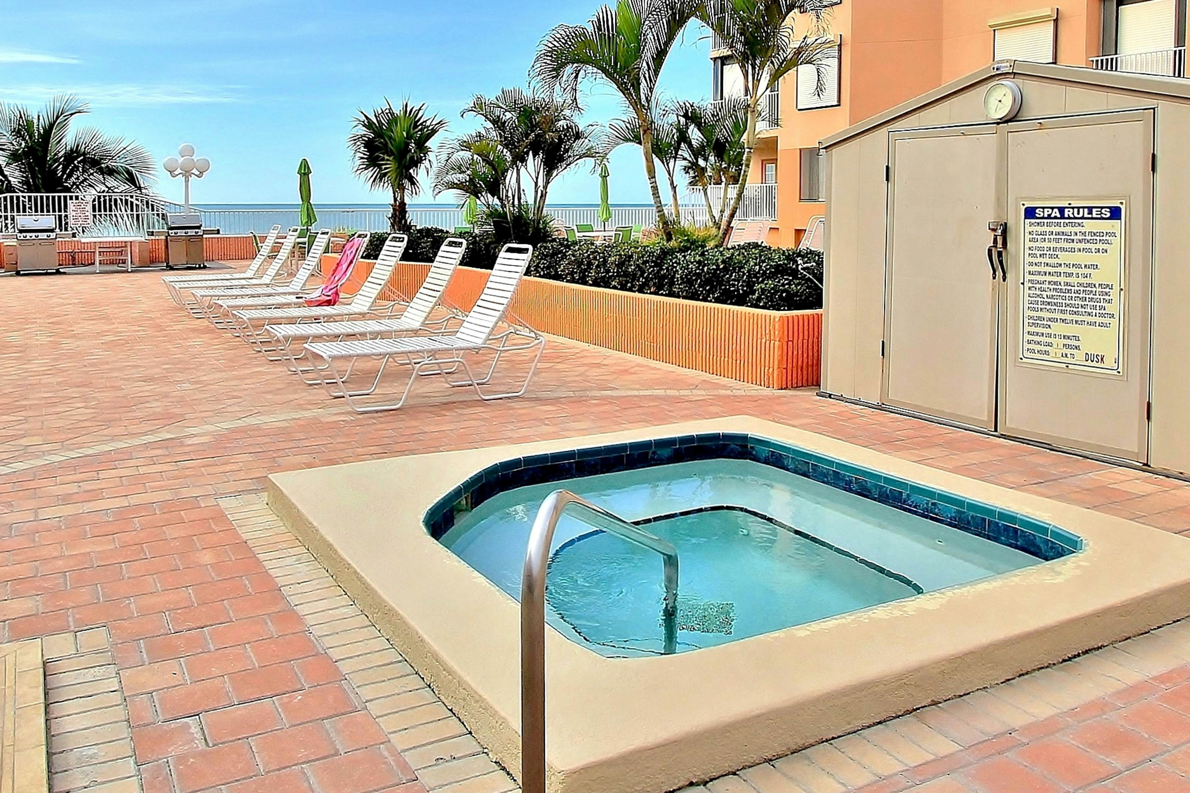 Upscale condo with gorgeous Gulf views & beachfront heated pool & spa