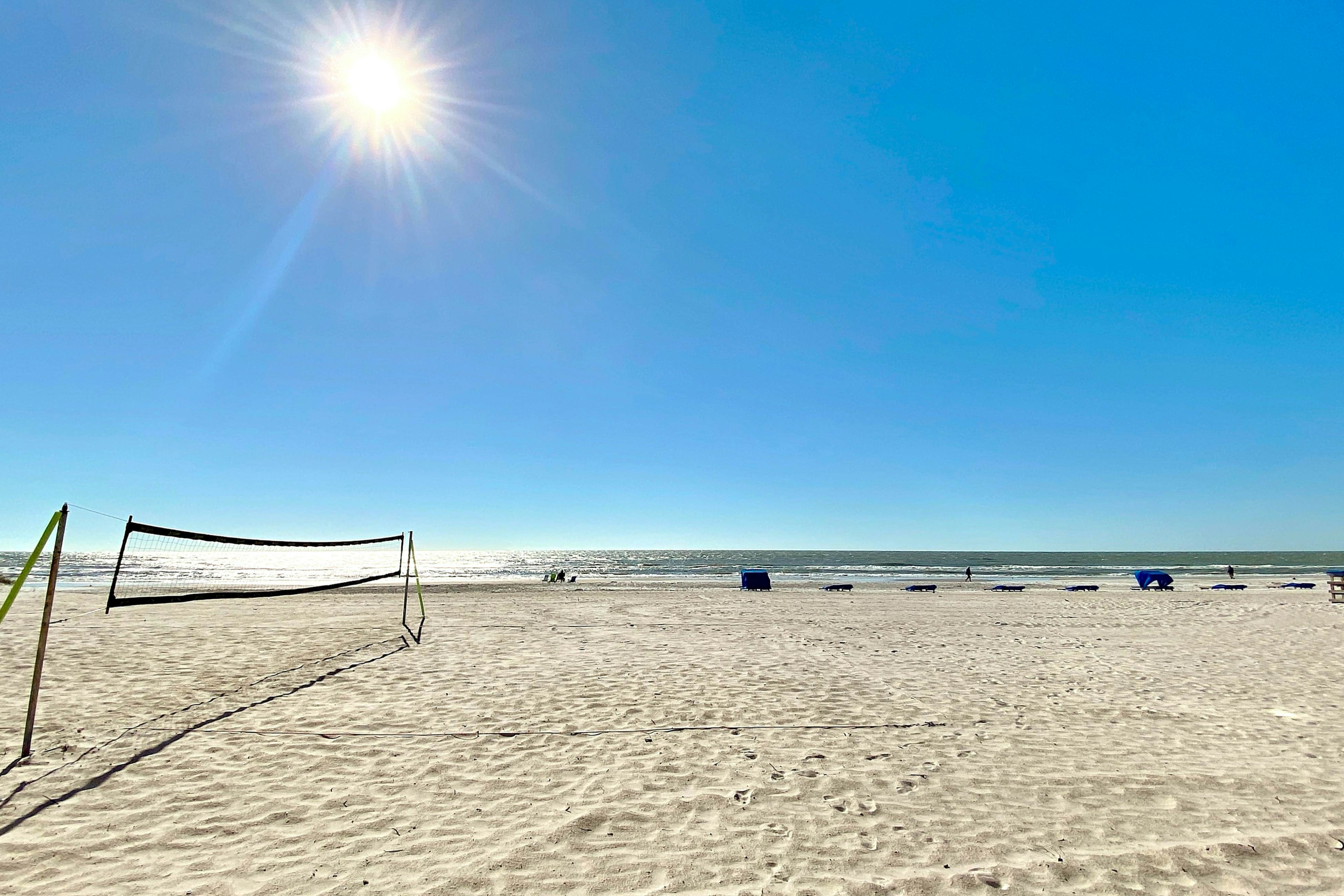 Upscale condo with gorgeous Gulf views & beachfront heated pool & spa