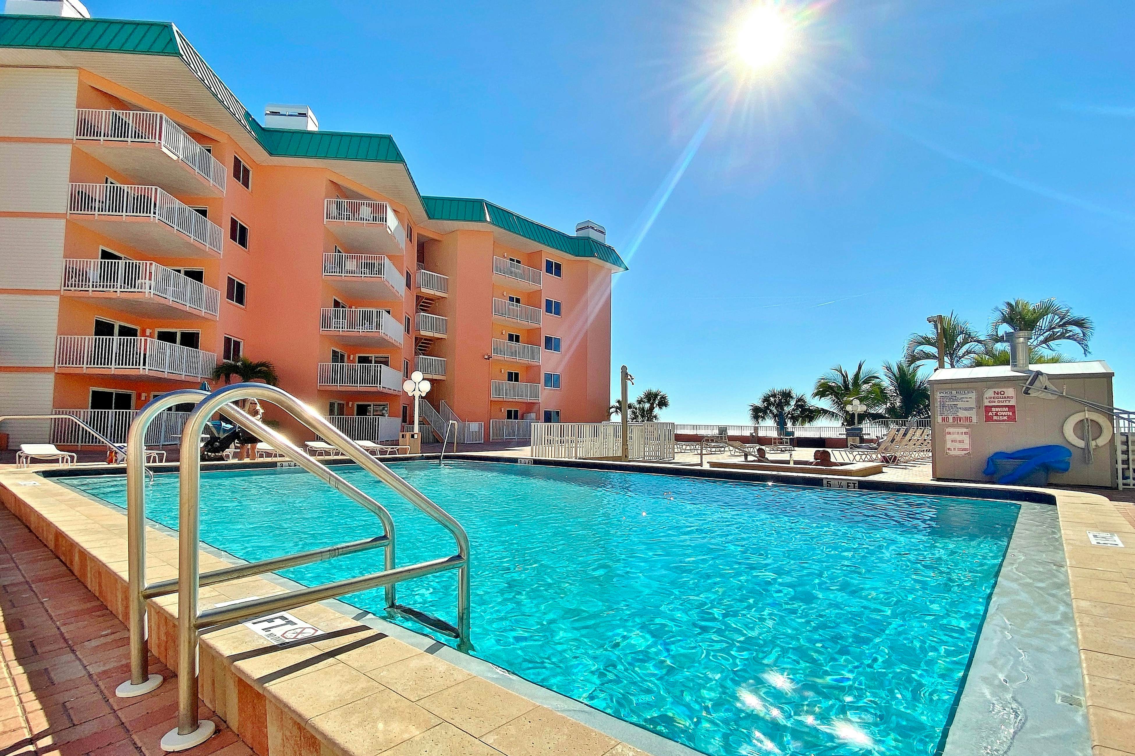 Upscale condo with gorgeous Gulf views & beachfront heated pool & spa