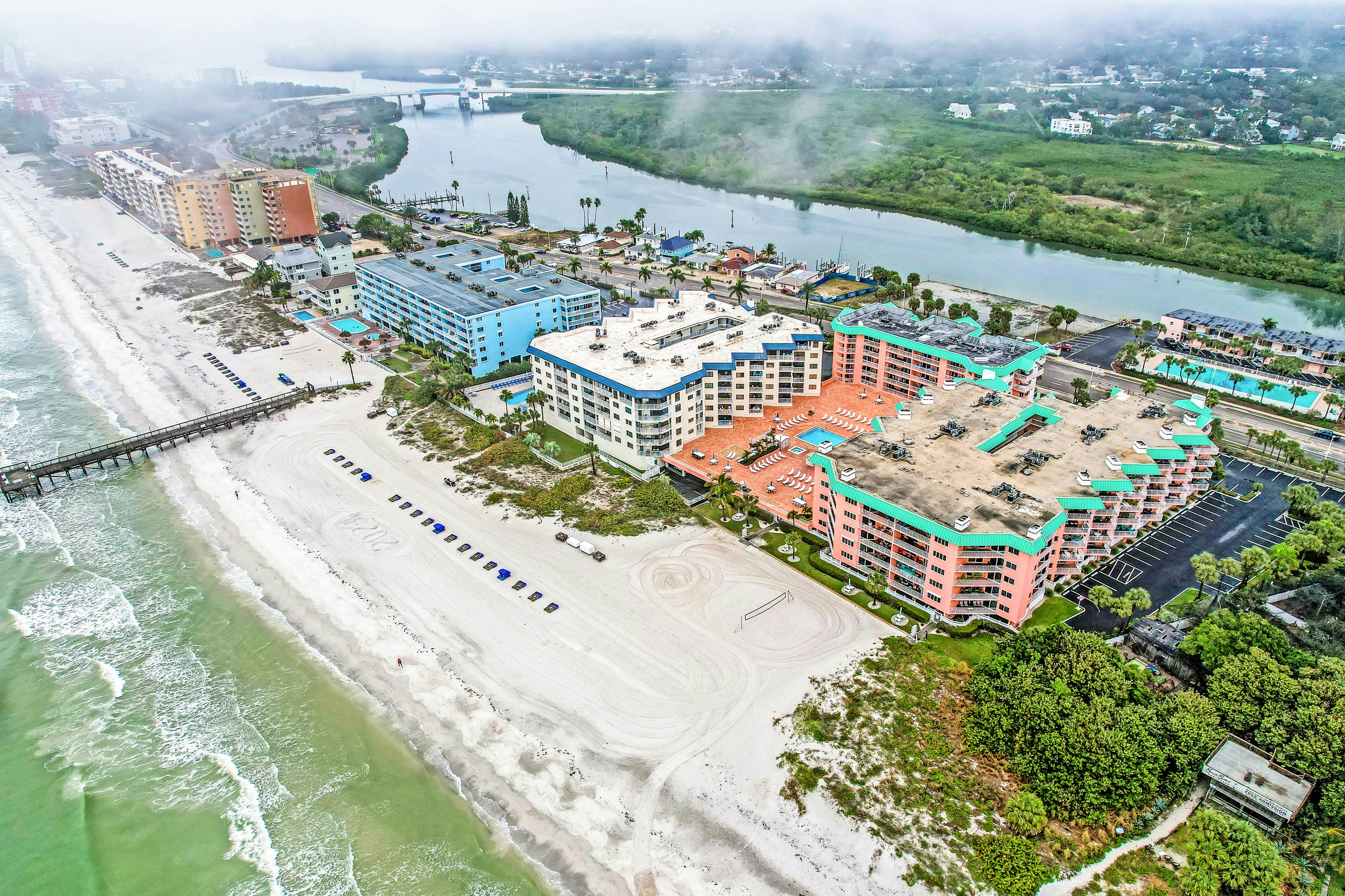 Upscale condo with gorgeous Gulf views & beachfront heated pool & spa