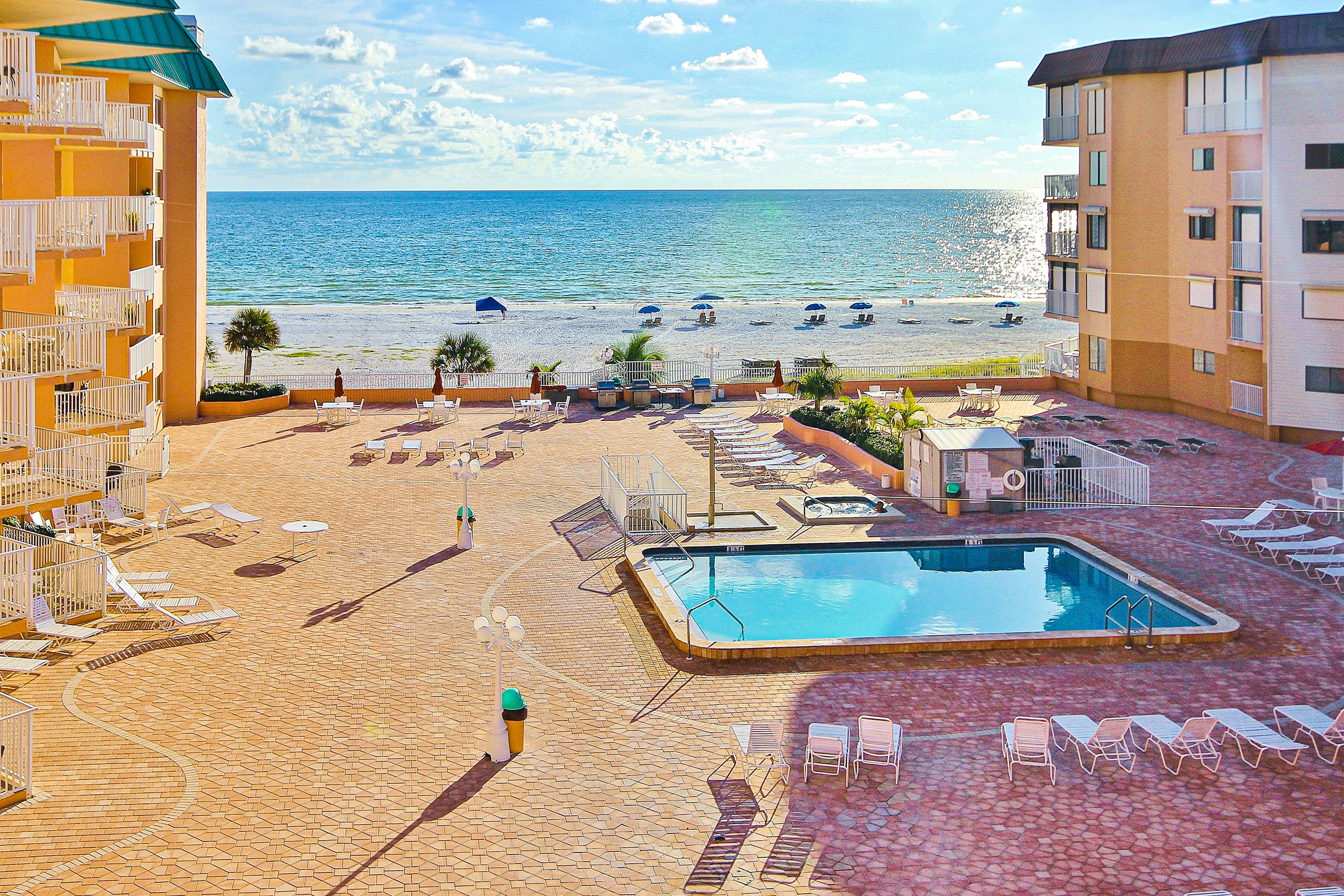 Upscale condo with gorgeous Gulf views & beachfront heated pool & spa