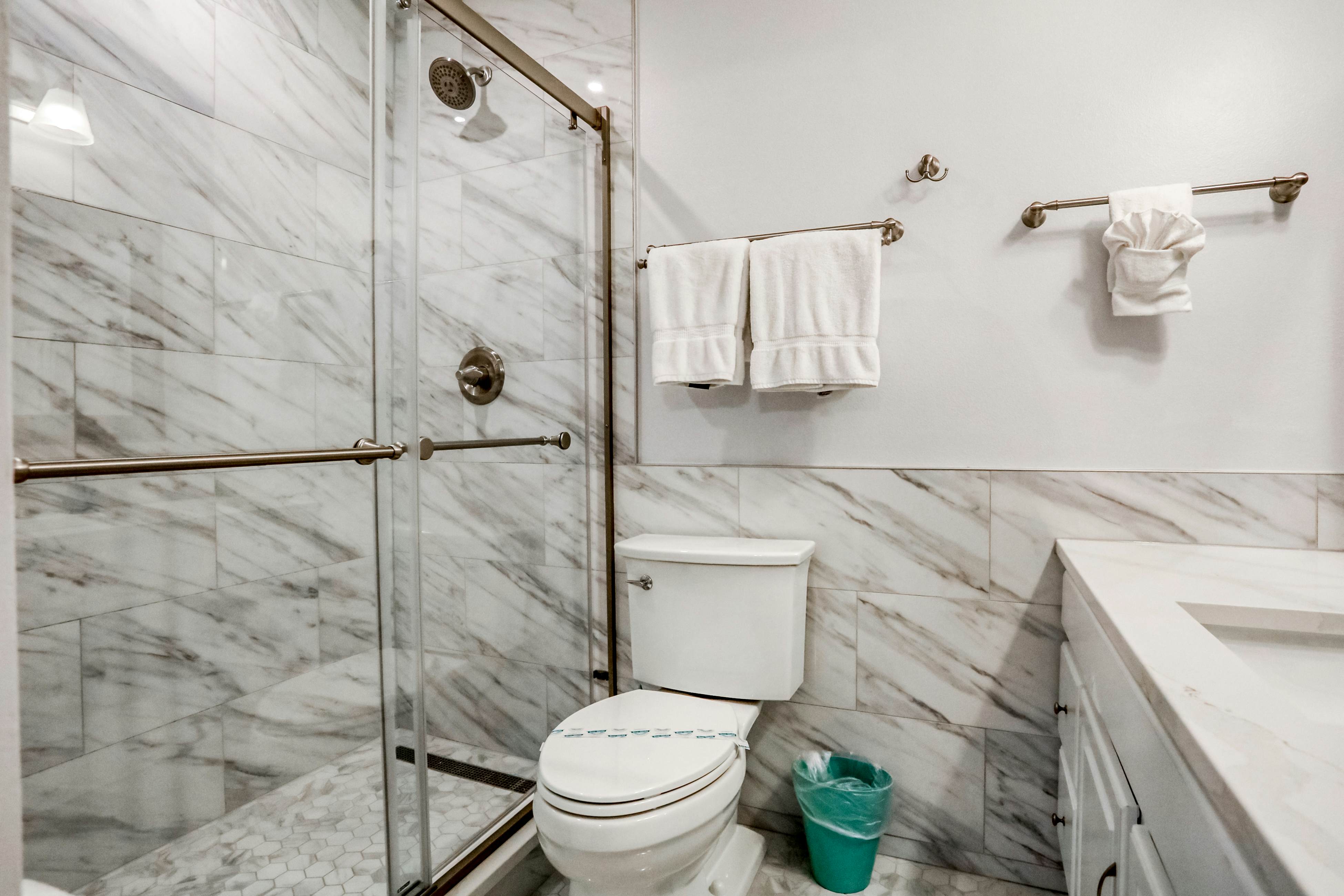 Spacious townhouse across from beach access