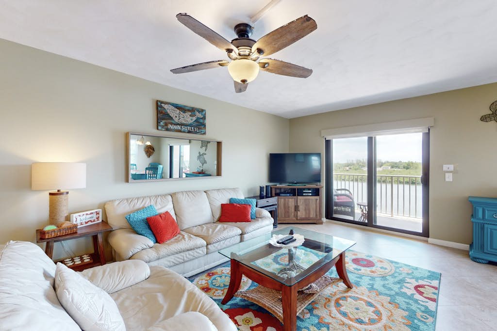 Bay Shores