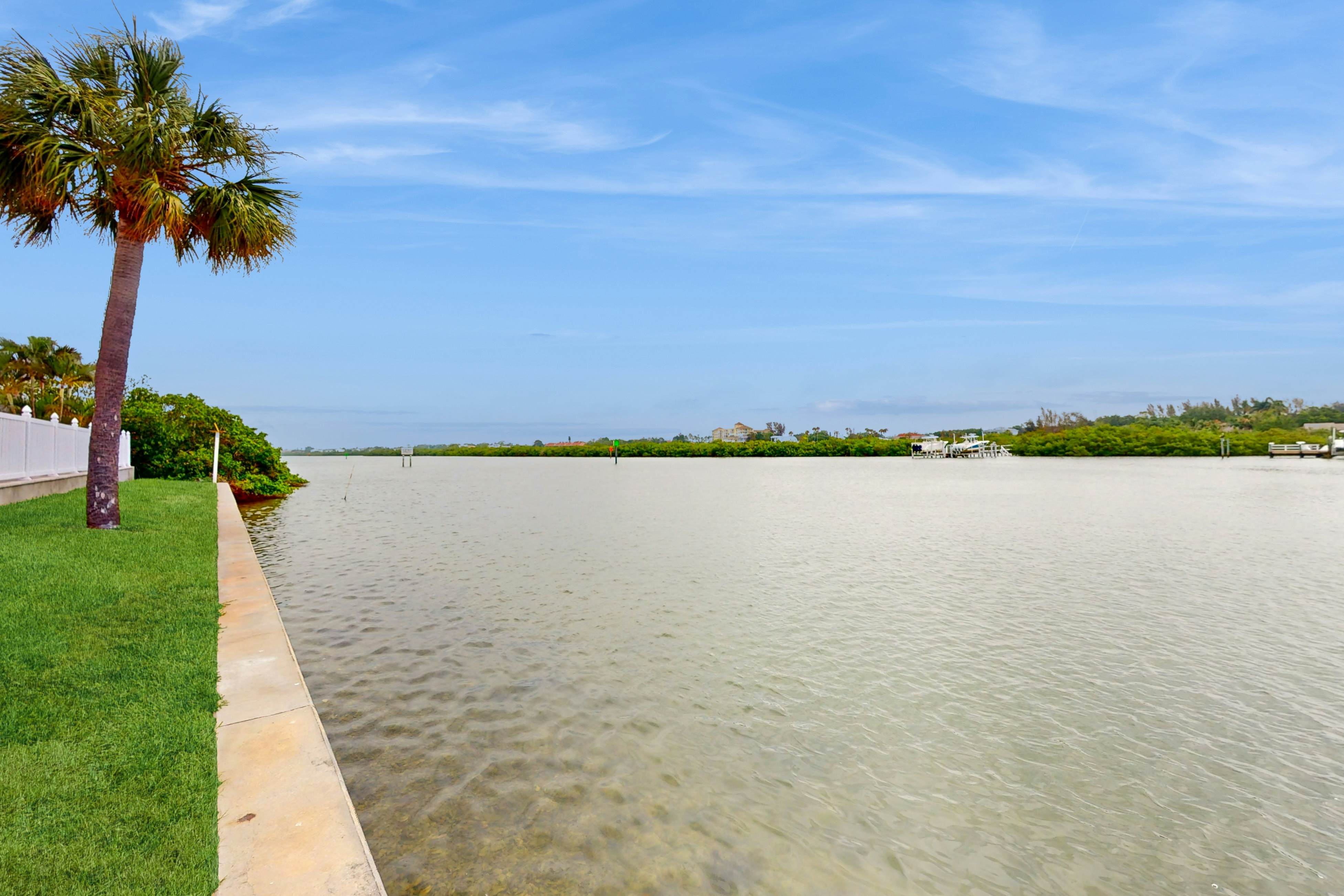 Intracoastal perch across from the beach with heated pool, dock & pickleball