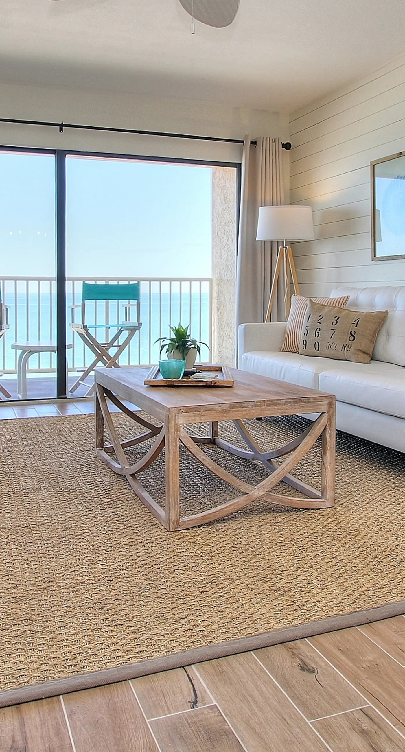 Beachfront condo with lovely Gulf view and heated pool