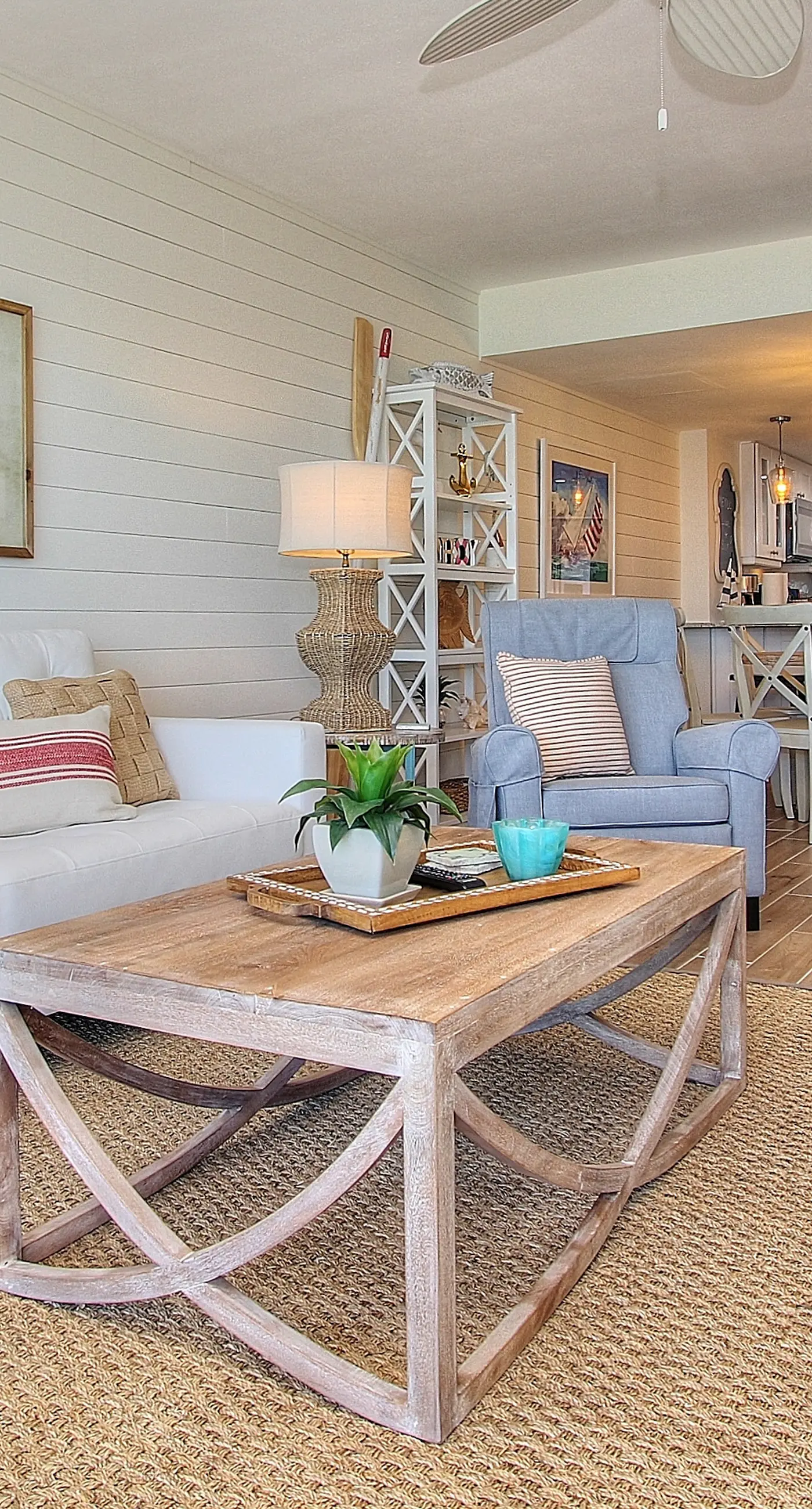 Beachfront condo with lovely Gulf view and heated pool