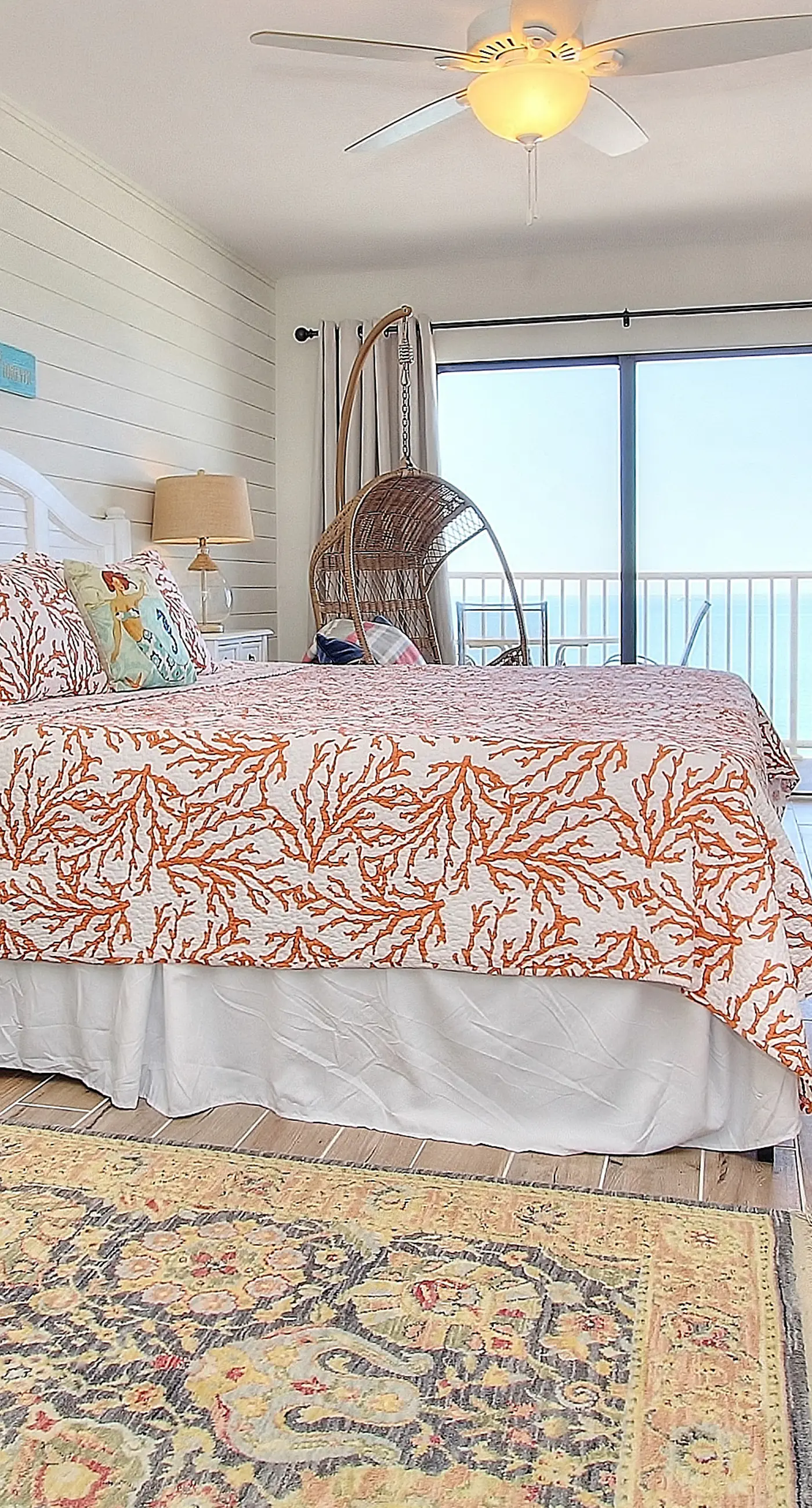 Beachfront condo with lovely Gulf view and heated pool