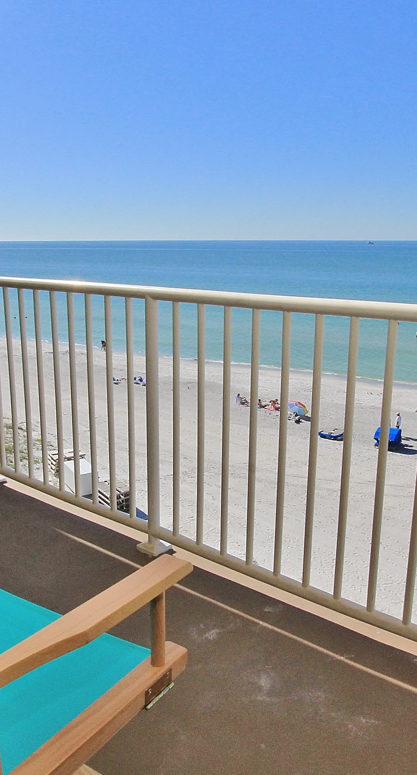 Beachfront condo with lovely Gulf view and heated pool
