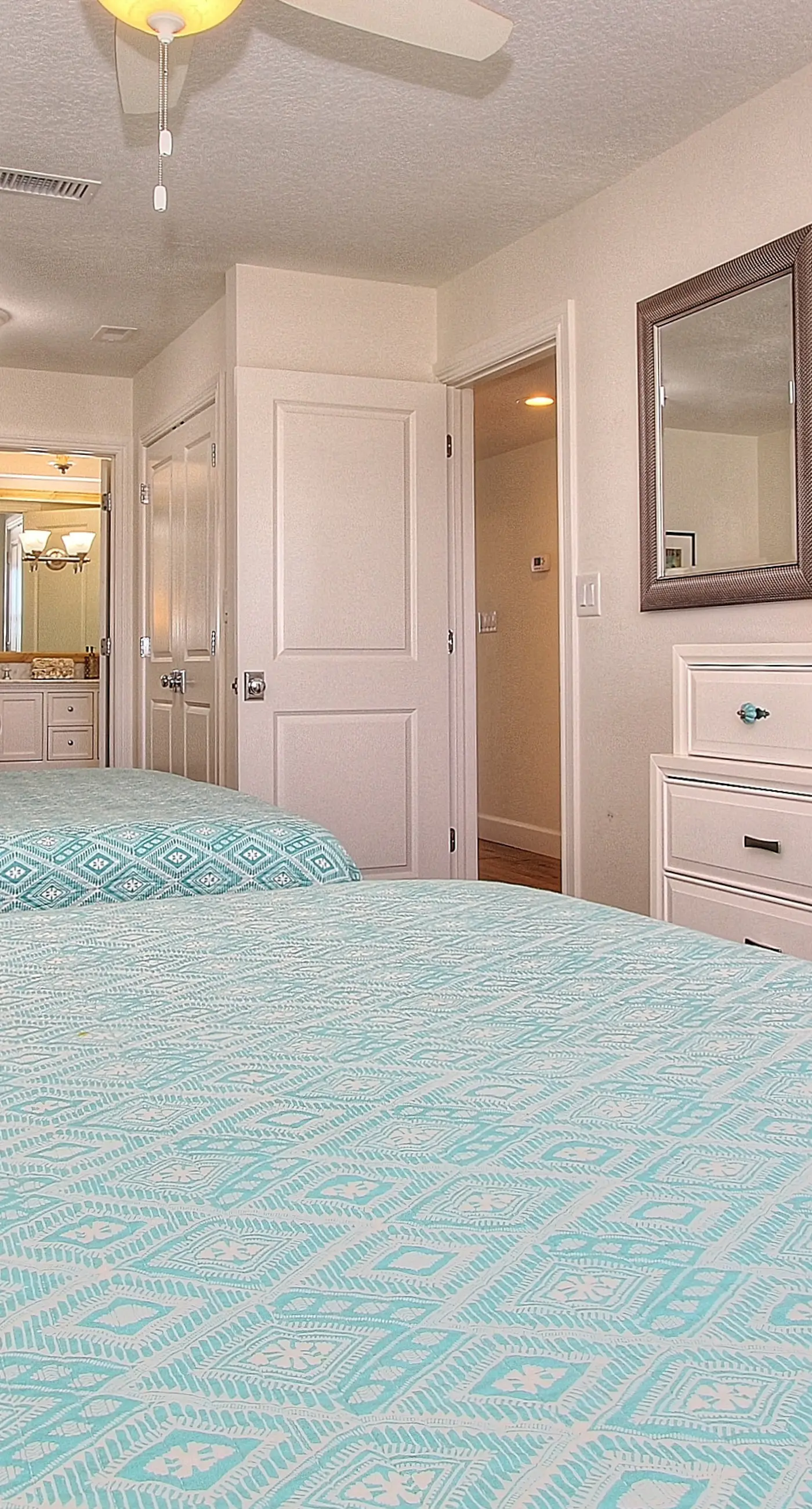 Extraordinary beachfront condo with Gulf view and heated pool