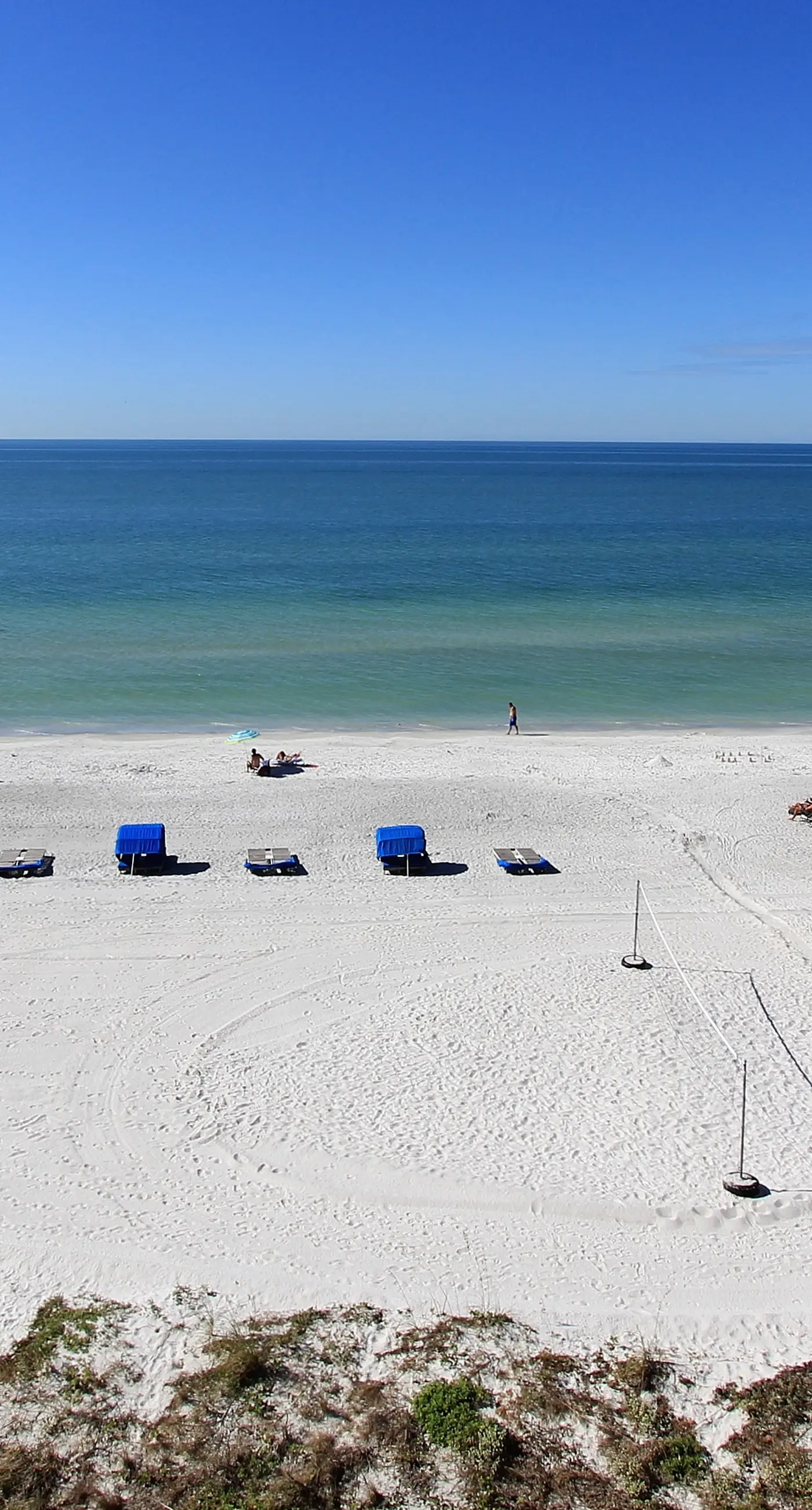 Extraordinary beachfront condo with Gulf view and heated pool