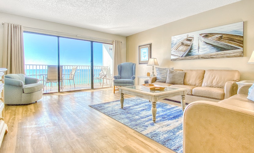 Beachfront coastal condo with private balcony WD on site heated pool and grills