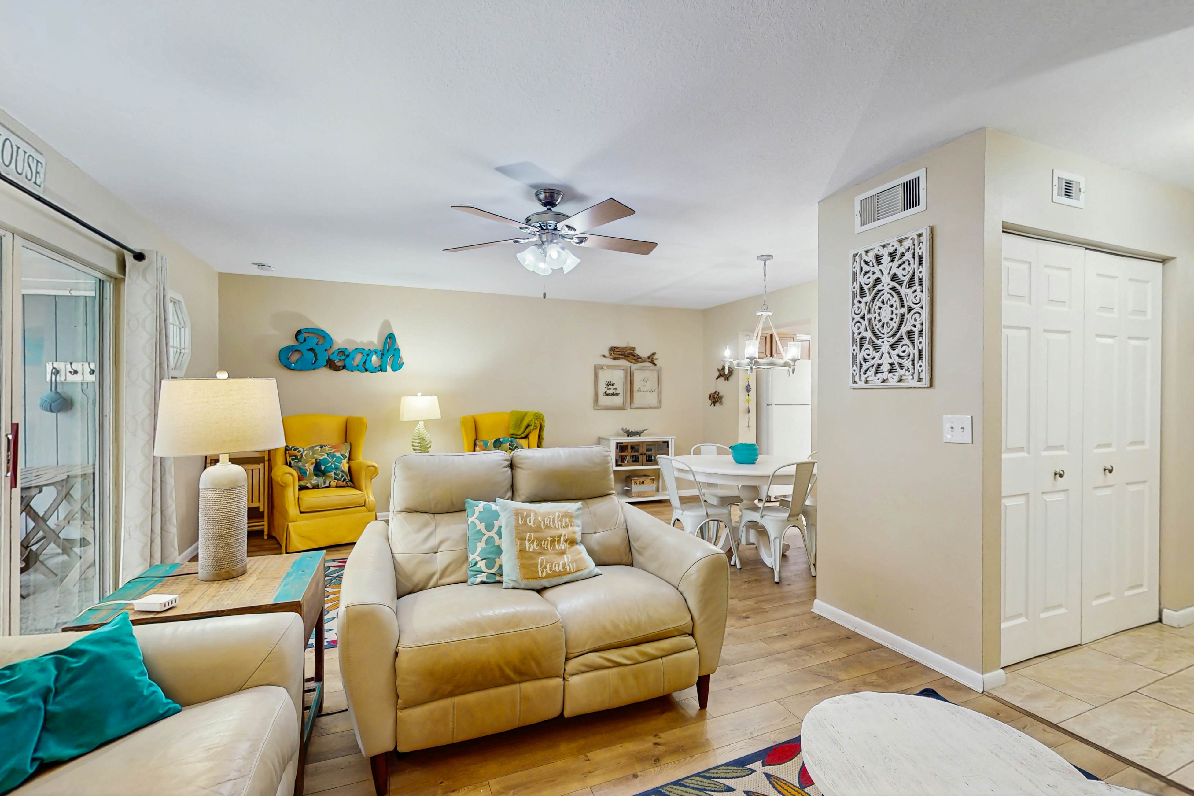 Intracoastal gem with kayaks, paddleboards & pool access - walk to beach