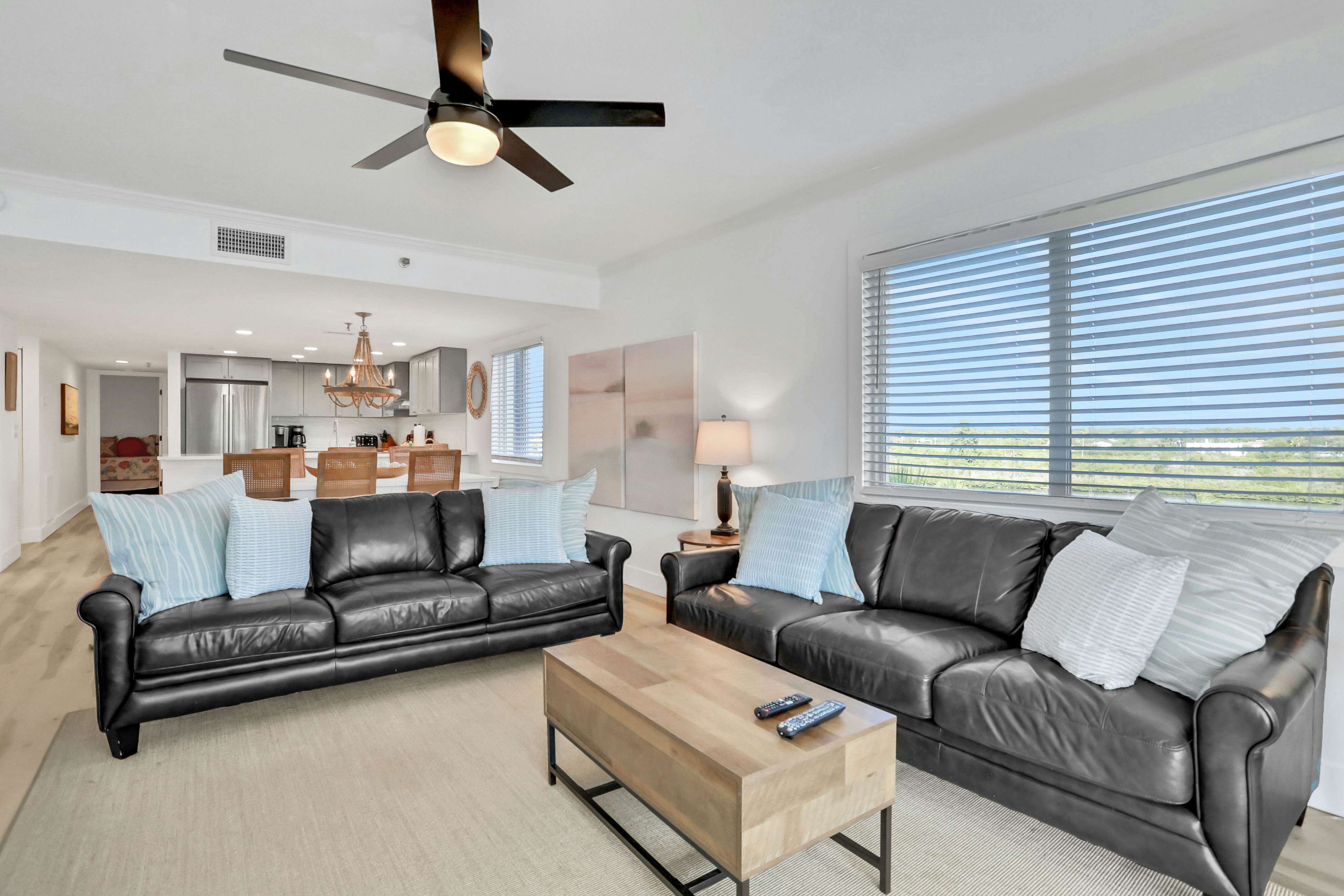 Perfectly poised condo with fabulous Gulf and Intracoastal views