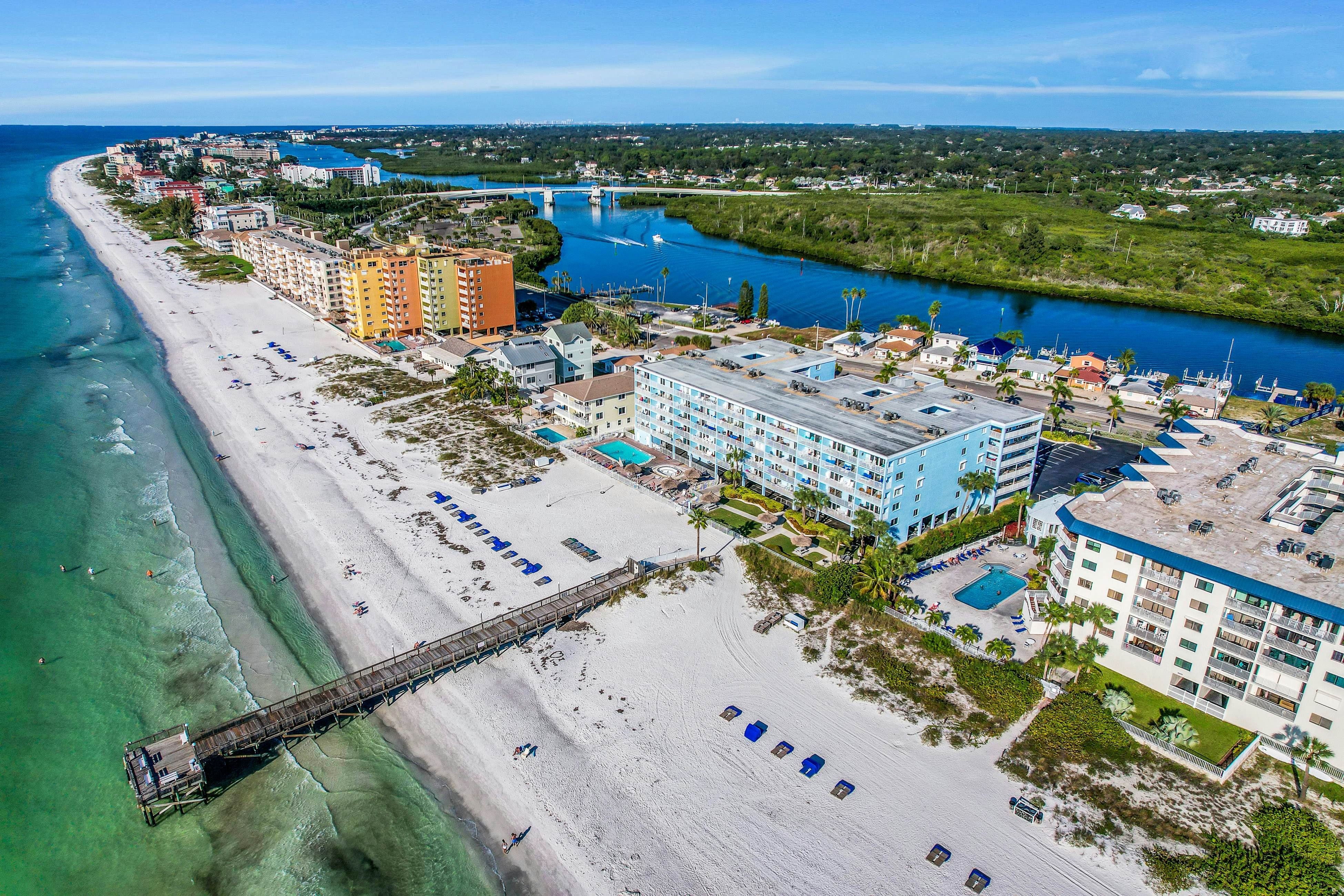 Perfectly poised condo with fabulous Gulf and Intracoastal views