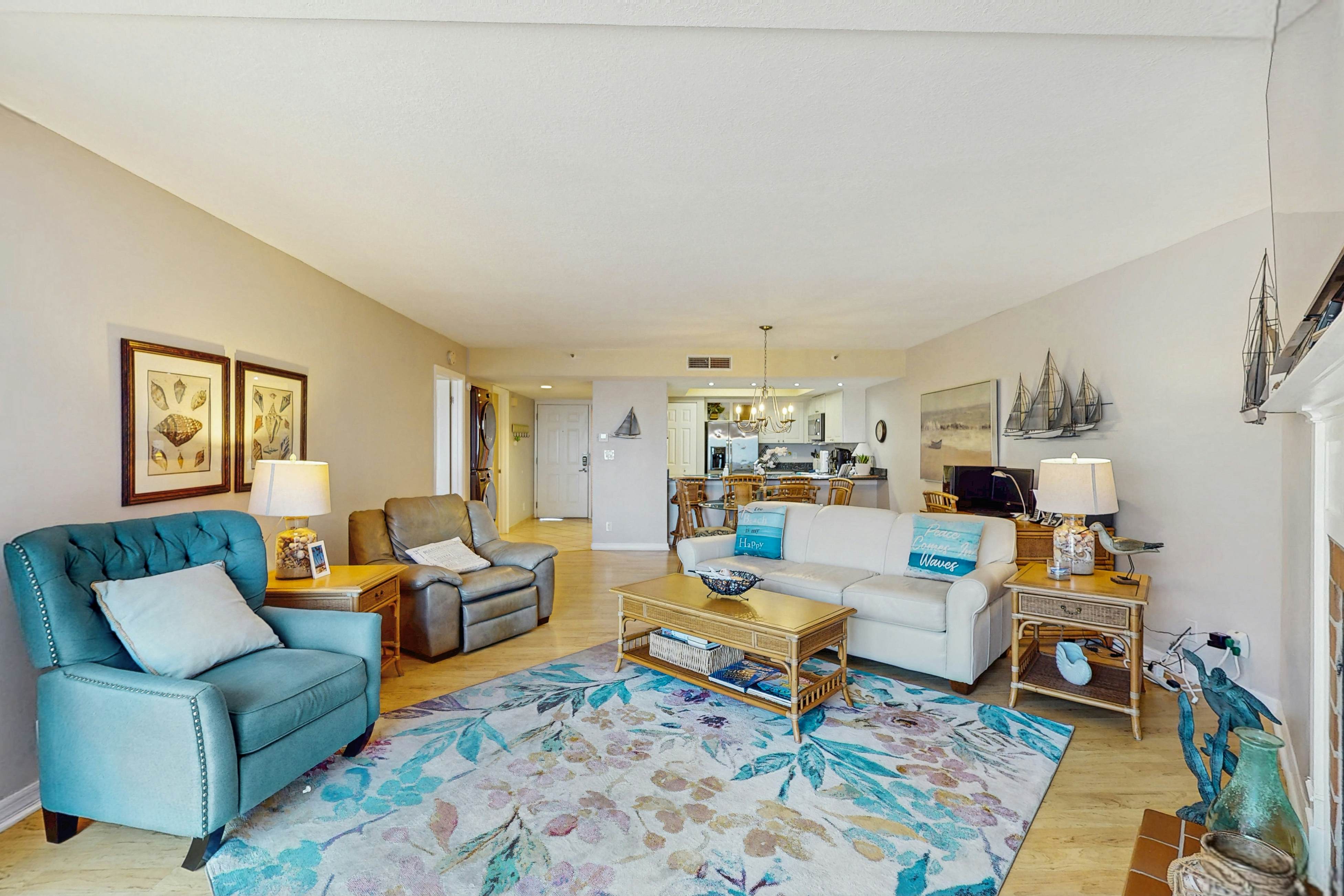 Seaside bliss with scenic Gulf-view balcony & beachfront heated pool & spa