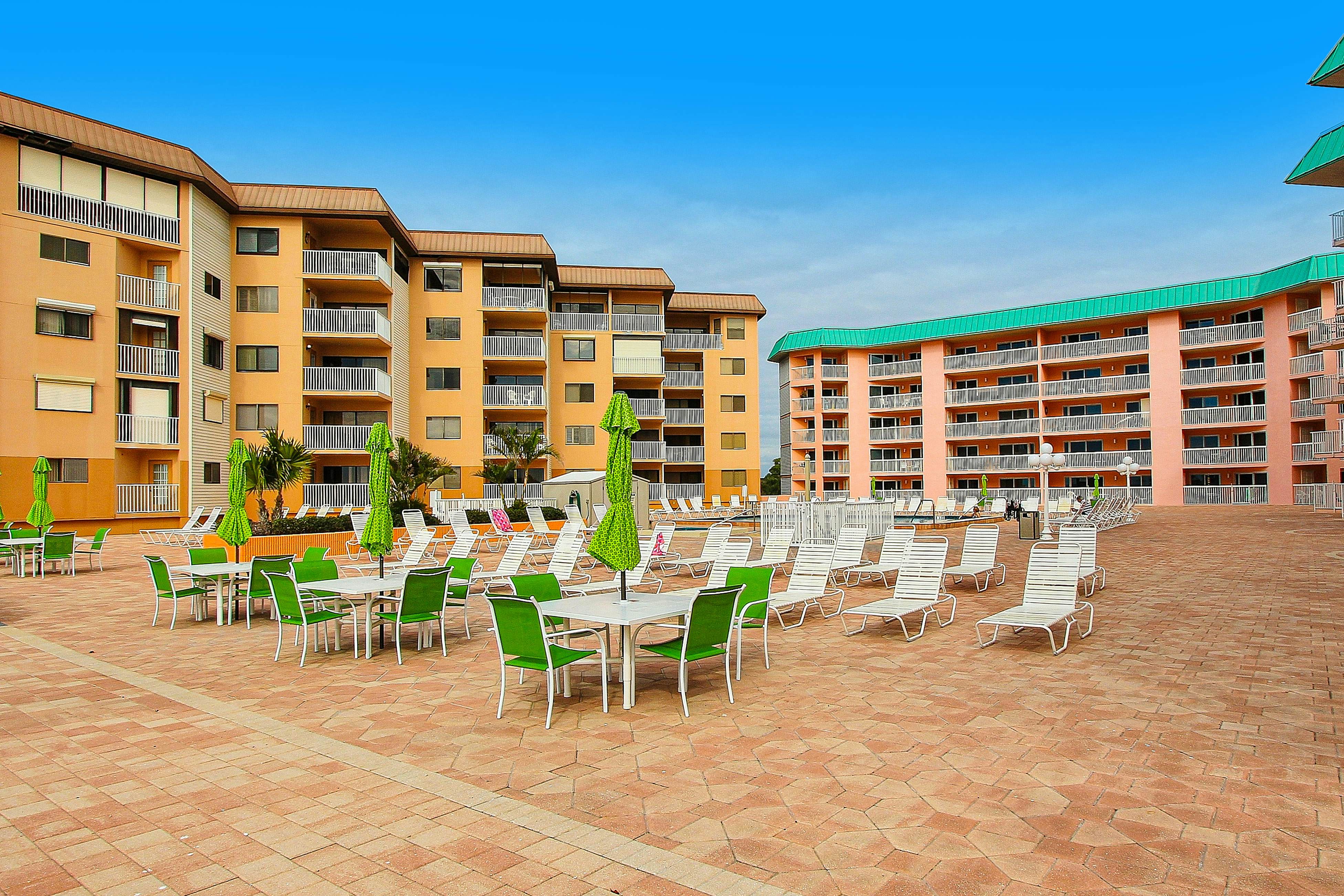 Seaside bliss with scenic Gulf-view balcony & beachfront heated pool & spa