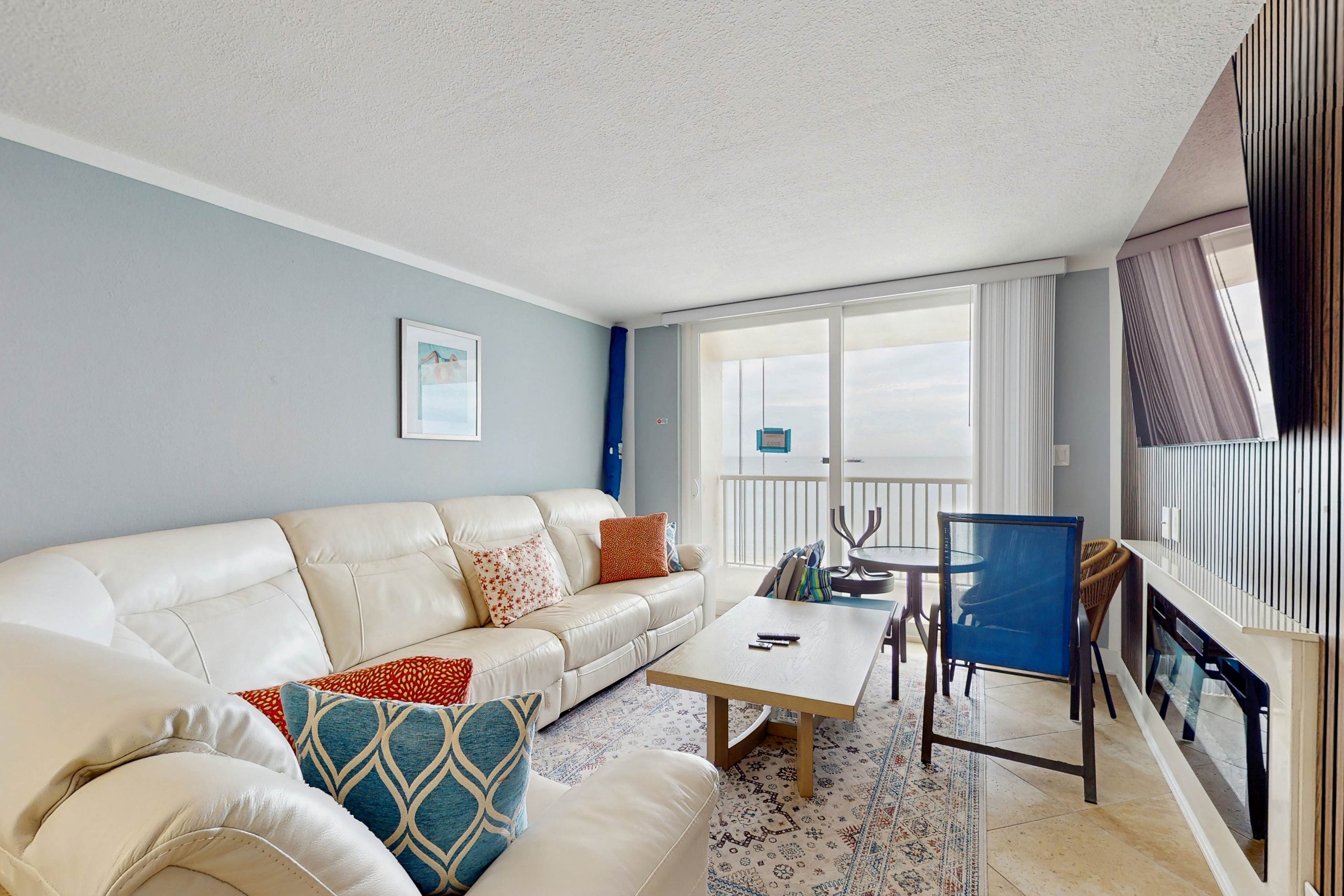 Beachside oasis in charming Indian Shores with shared pool and hot tub