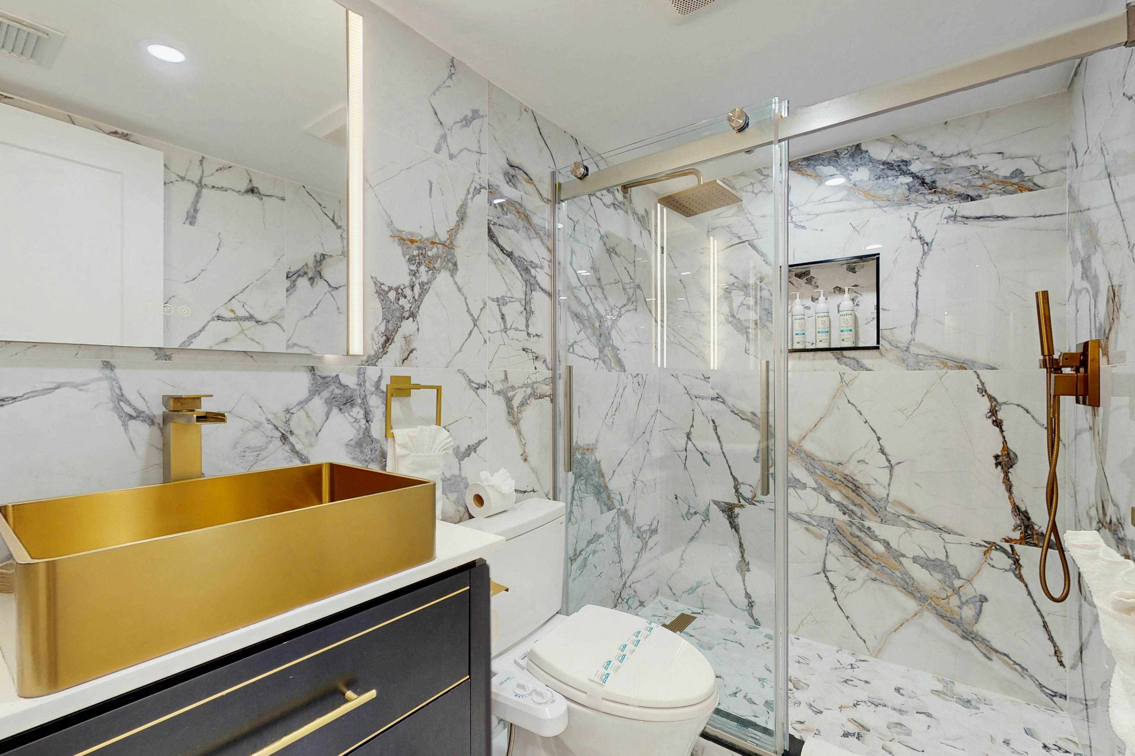 Beachside oasis in charming Indian Shores with shared pool & hot tub