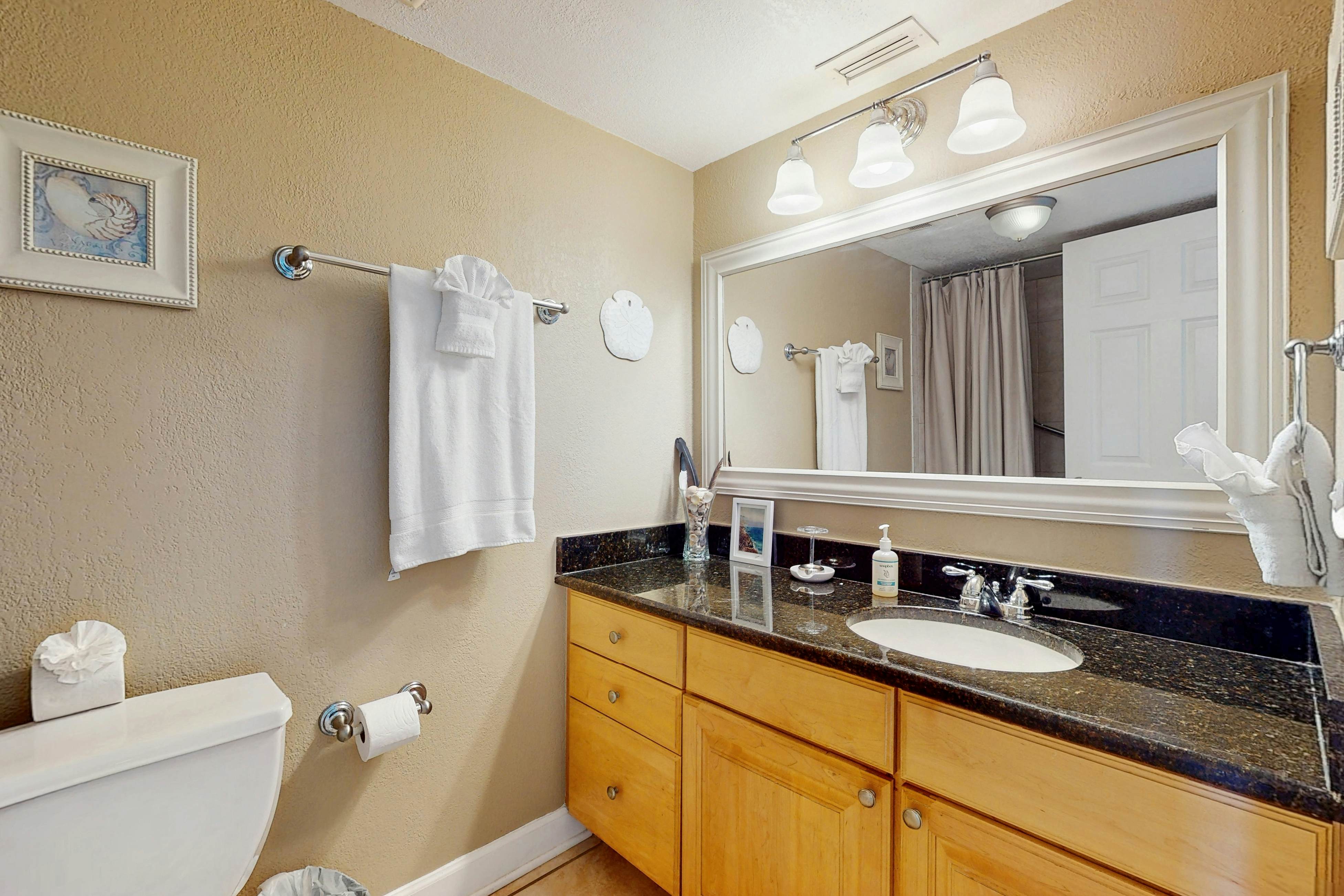 Water-view condo with heated Gulf-front- private balcony & central AC