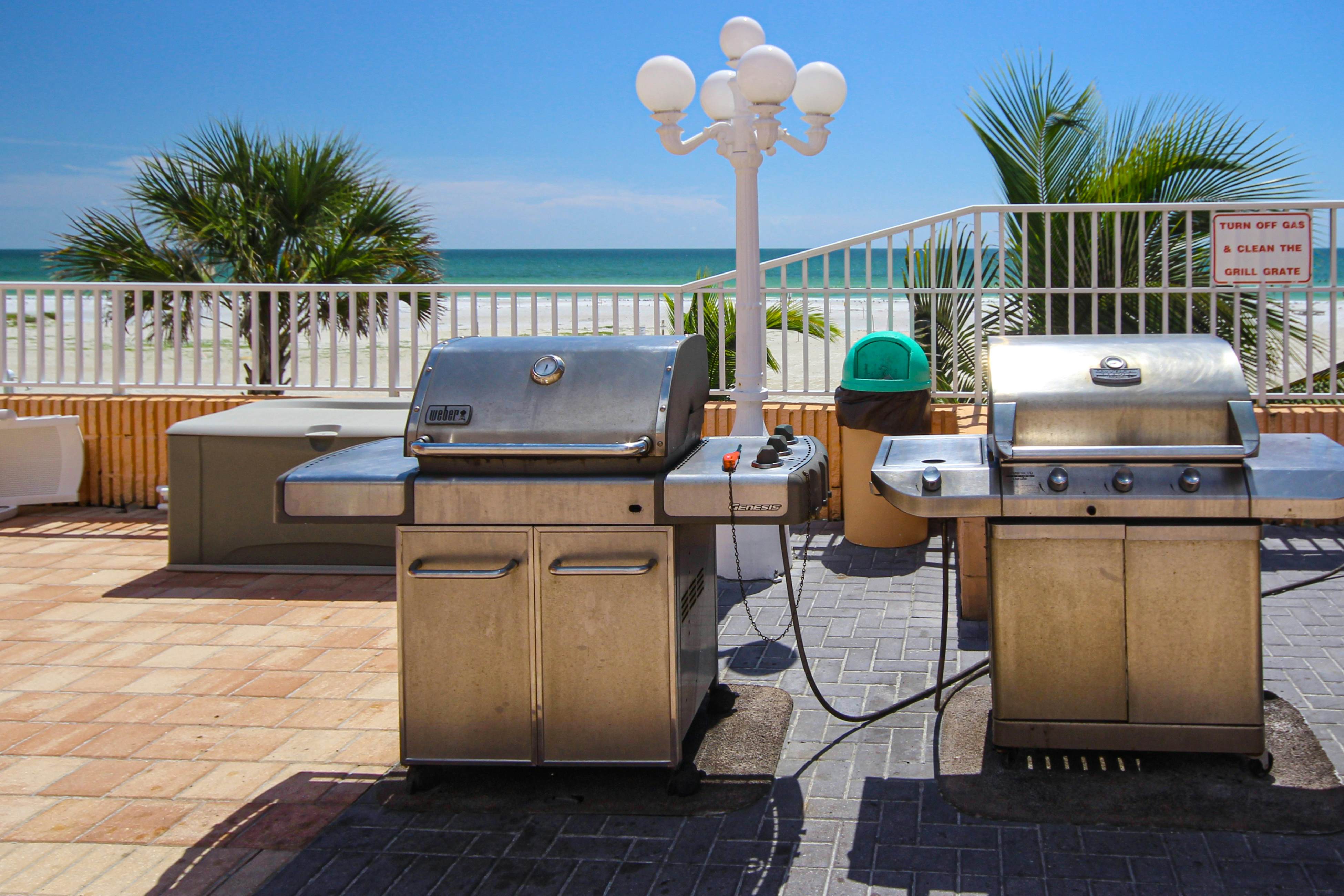 Charming condo with gorgeous Gulf views & beachfront heated pool & spa