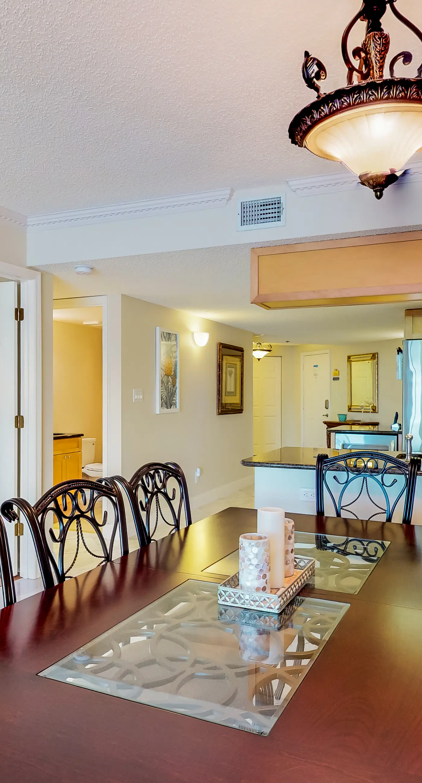 Sunny beachfront condo with pool access to beach attractions