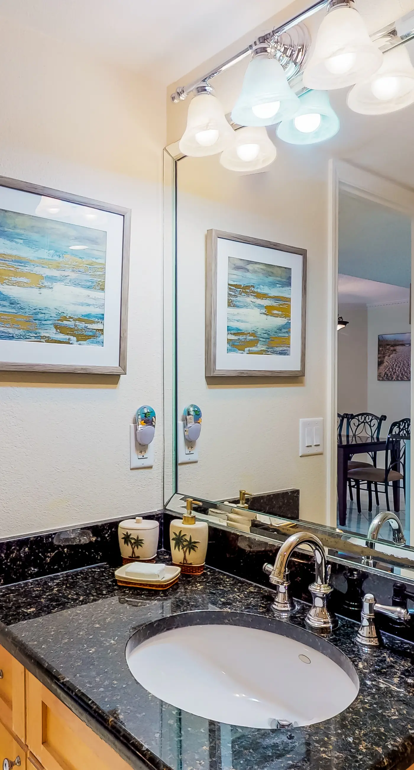 Sunny beachfront condo with pool access to beach attractions