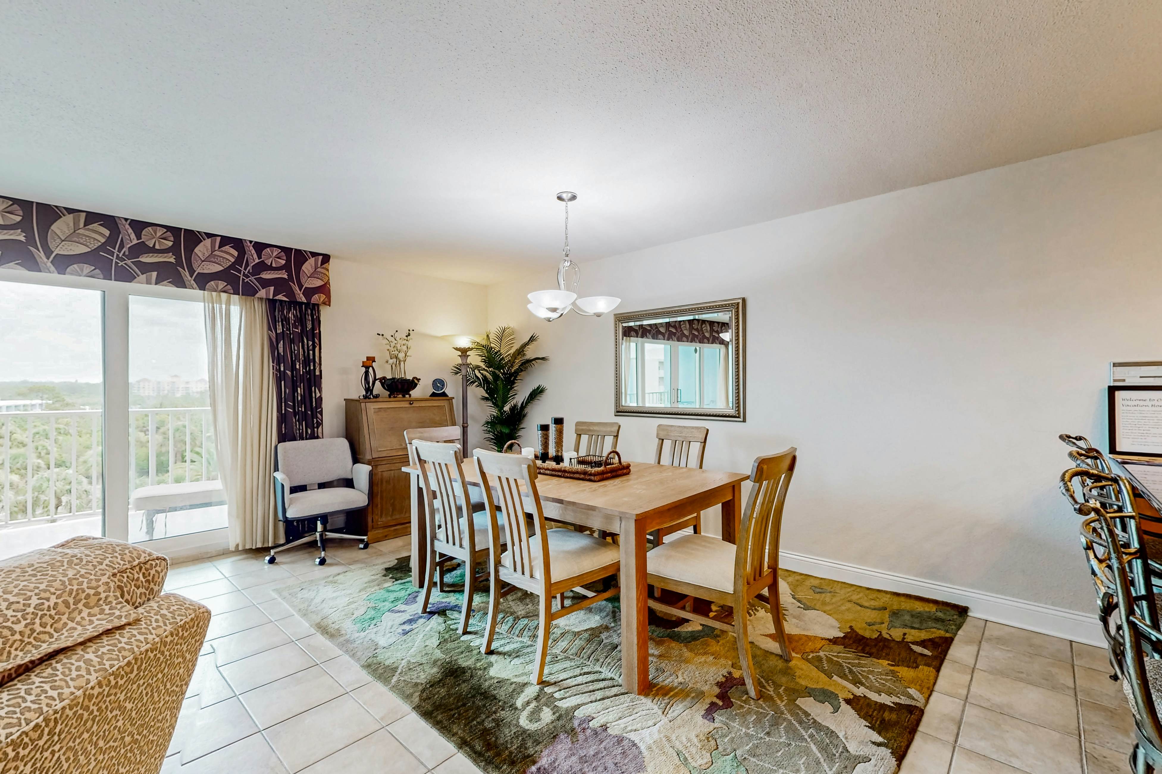 Family-Friendly Condo w/Balcony, Shared Grills, Outdoor Pool, Fast WiFi, & Views