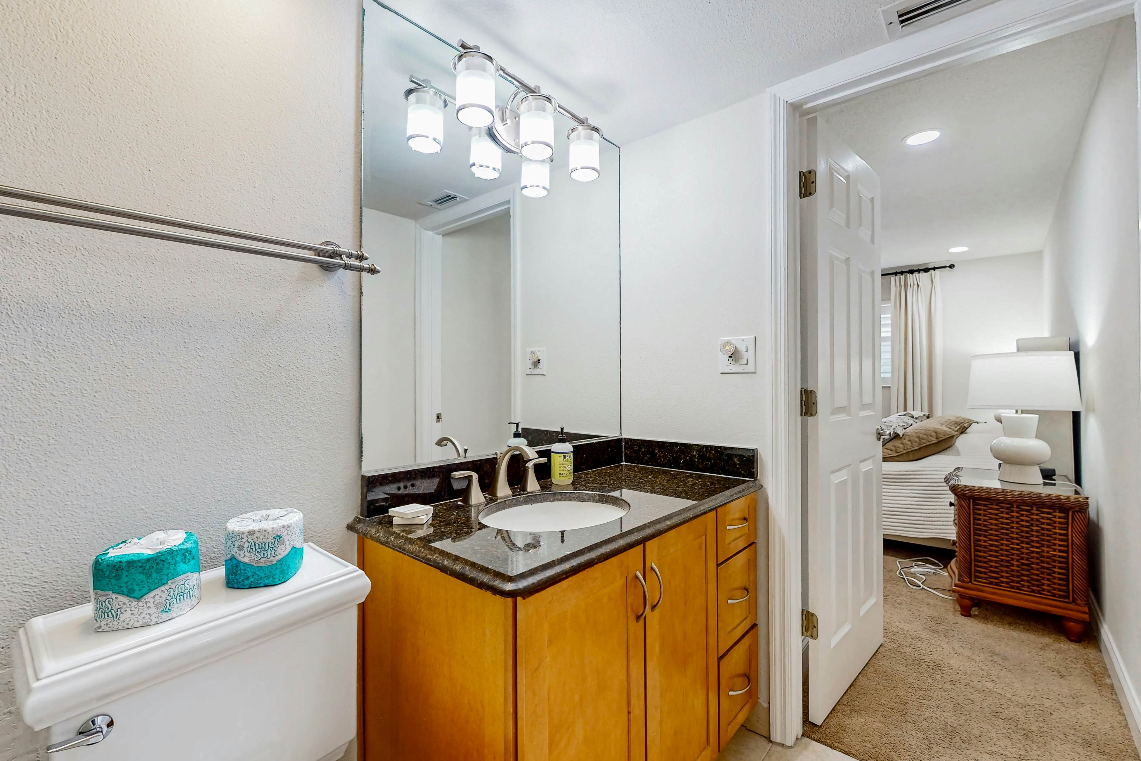 Family-Friendly Condo w/Balcony, Shared Grills, Outdoor Pool, Fast WiFi, & Views