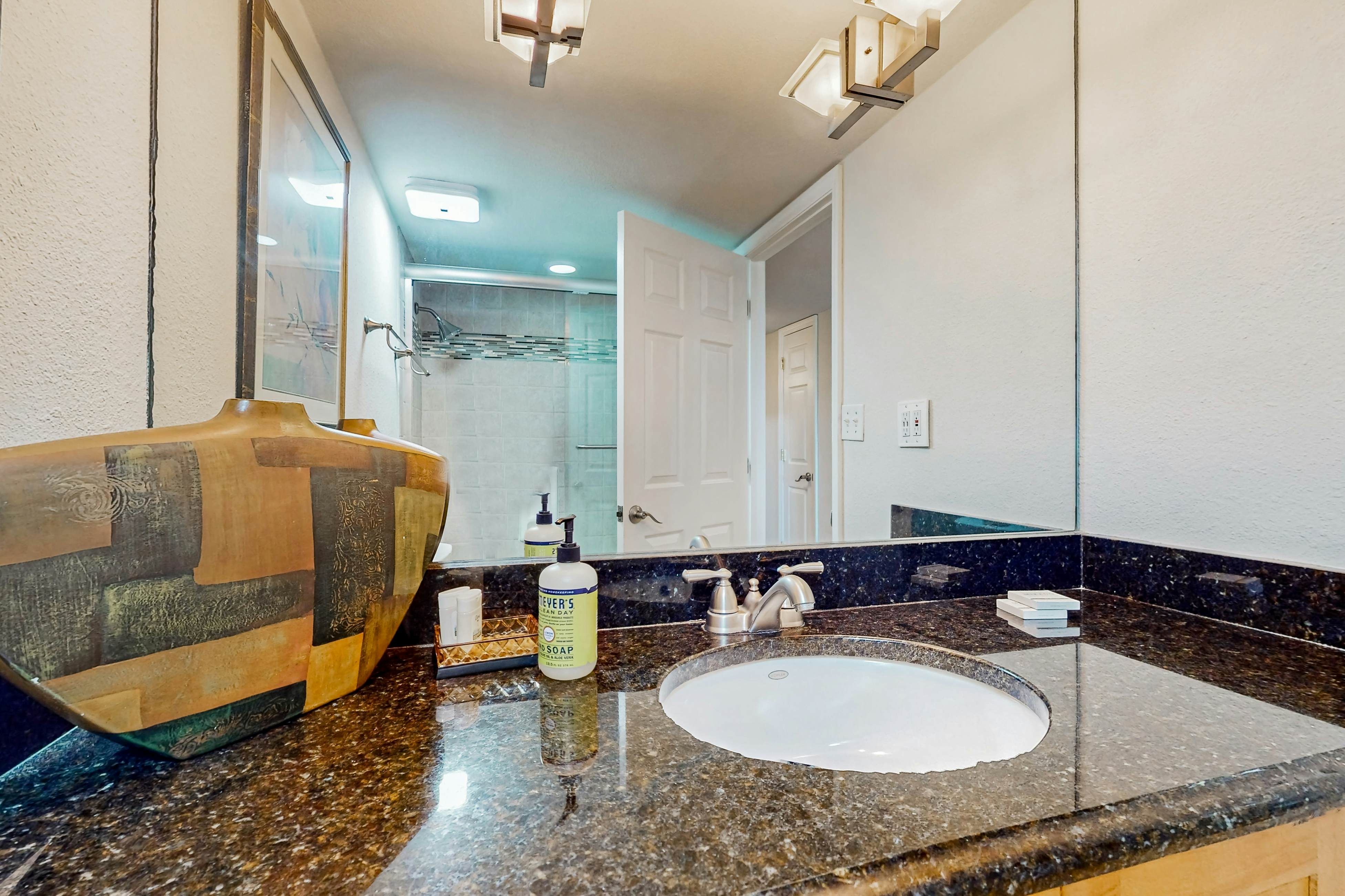 Family-Friendly Condo w/Balcony, Shared Grills, Outdoor Pool, Fast WiFi, & Views