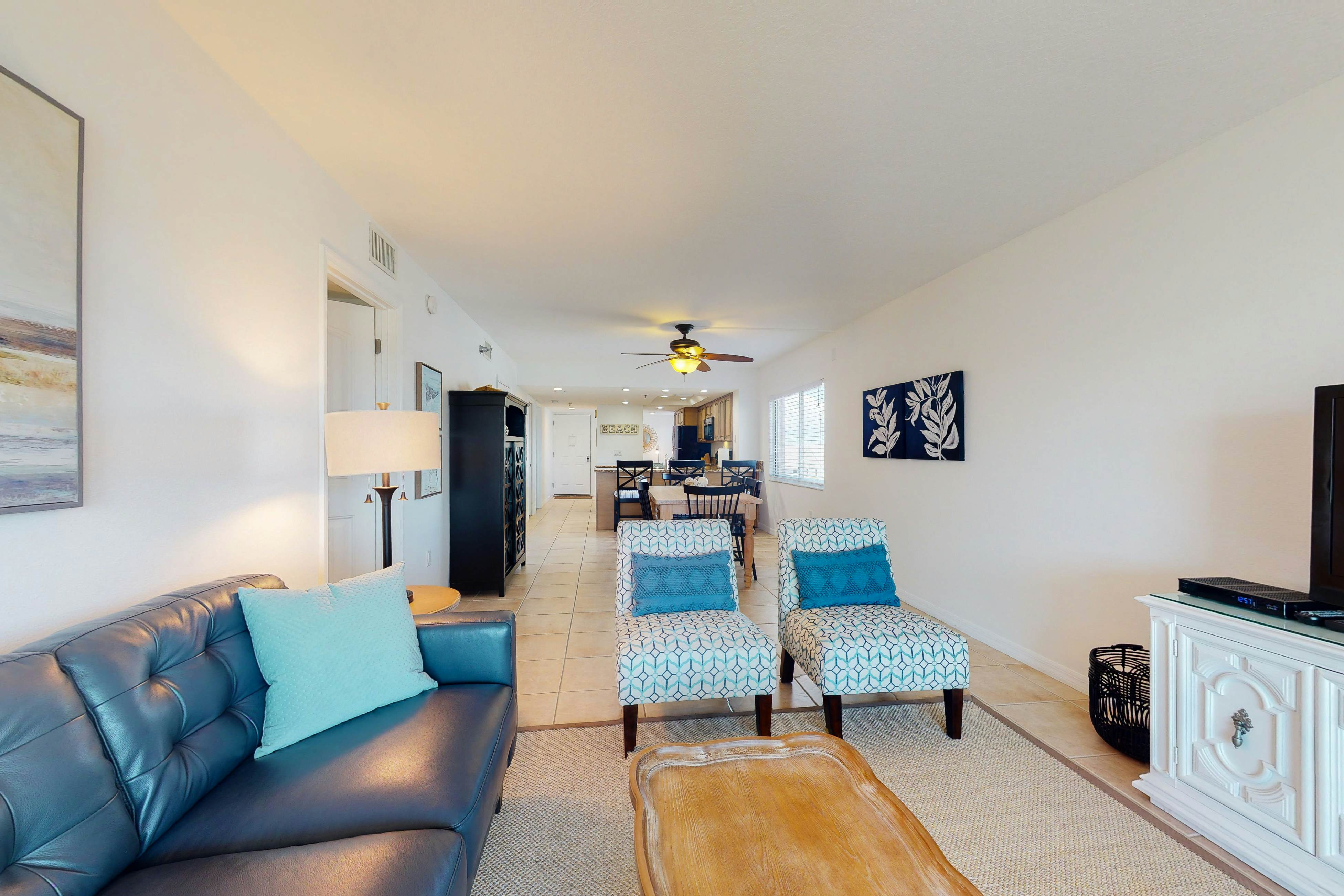 Beach condo with amazing views, heated pool, hot tub, central AC & W/D