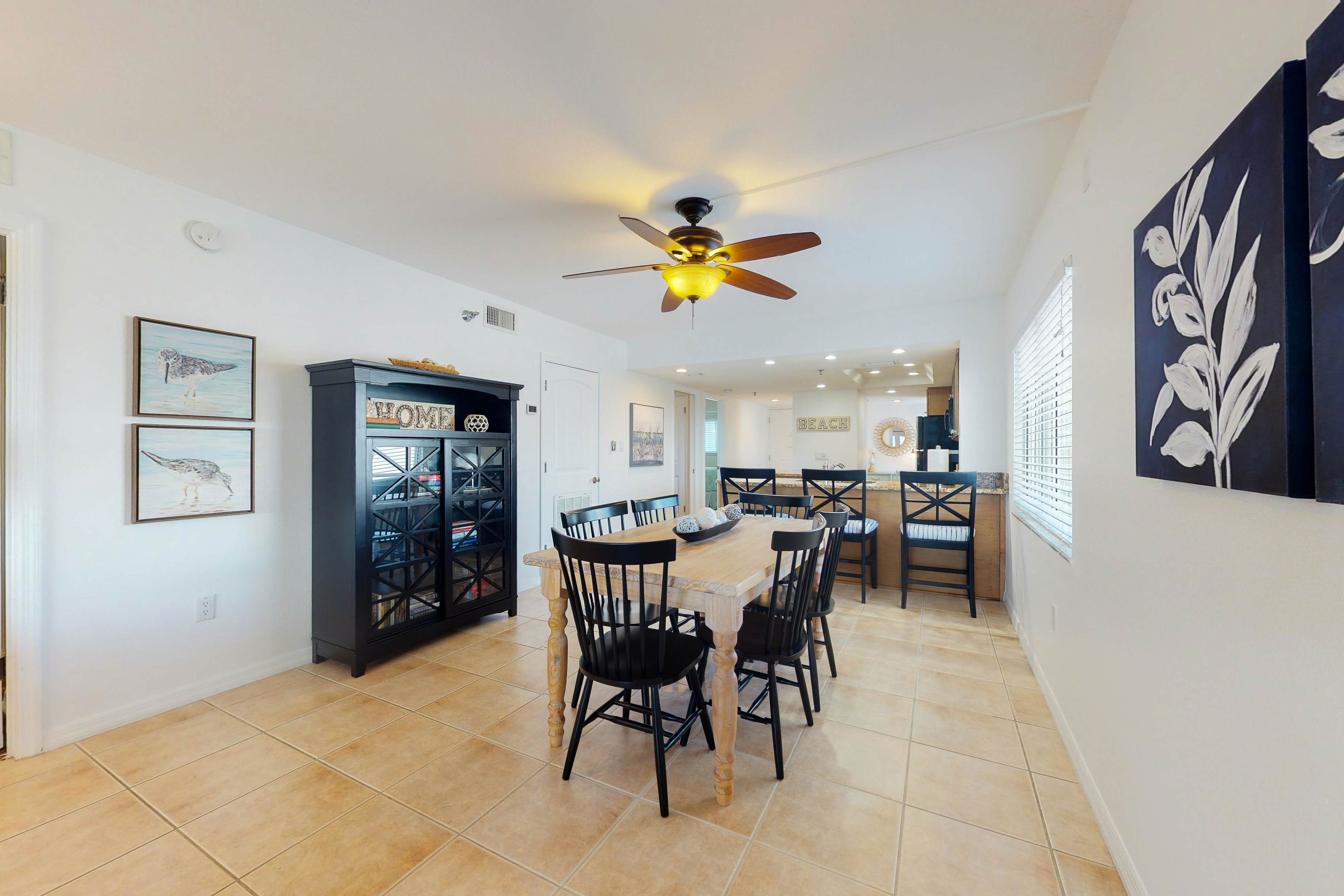 Beach condo with amazing views, heated pool, hot tub, central AC & W/D