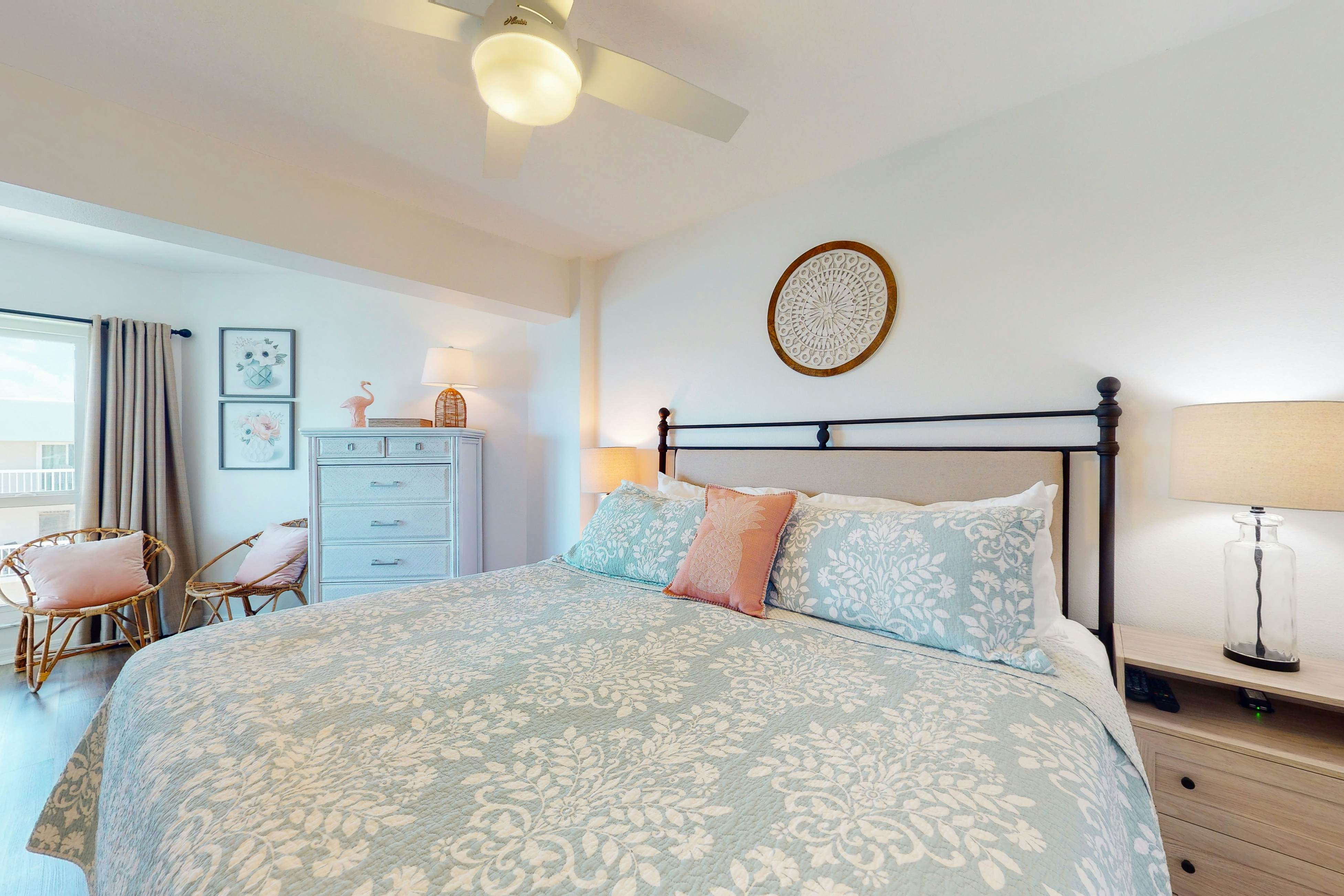 Beach condo with amazing views, heated pool, hot tub, central AC & W/D