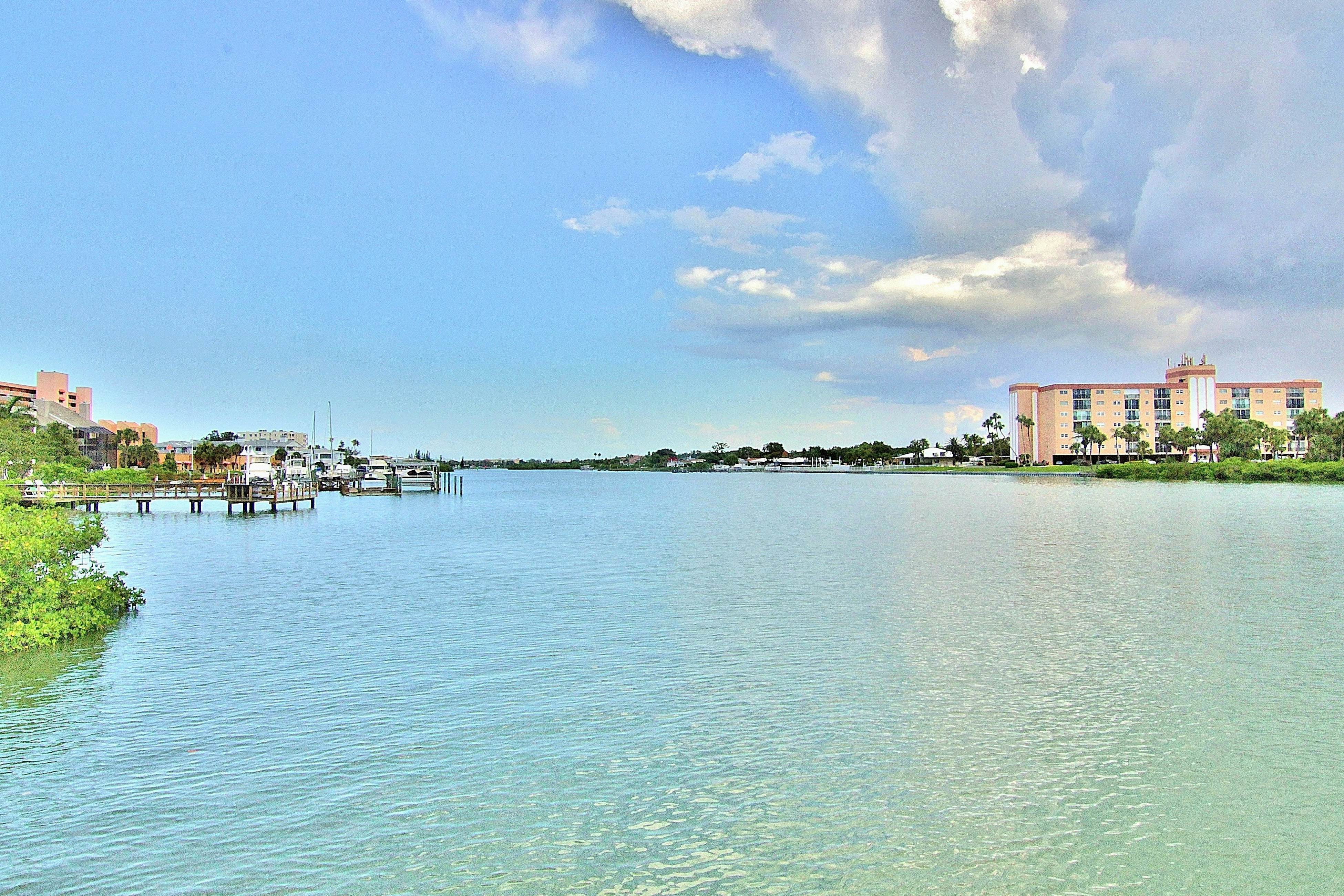 Beach condo with amazing views, heated pool, hot tub, central AC & W/D