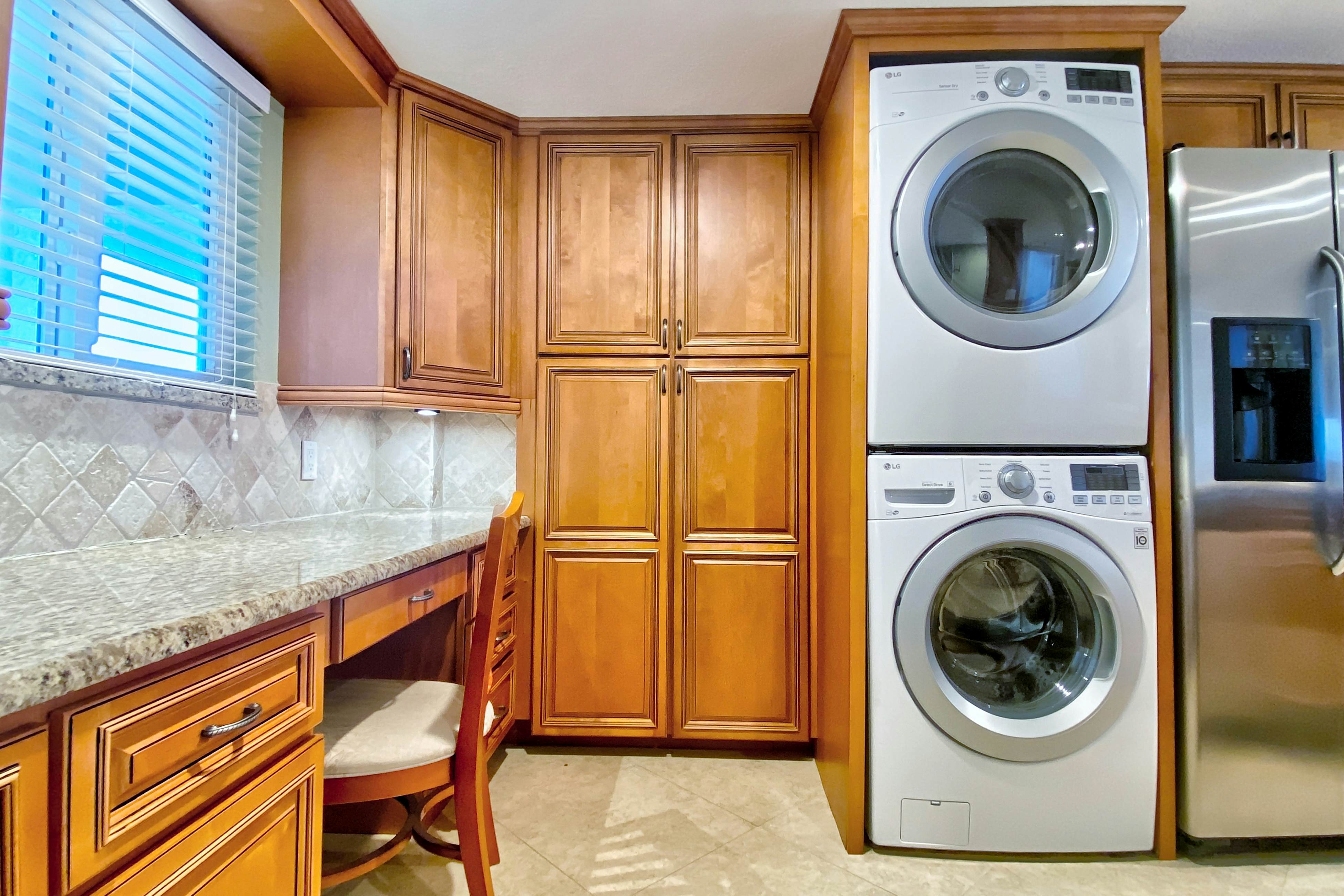 Water-view getaway with heated pool, hot tub, central AC & W/D - snowbird-friendly