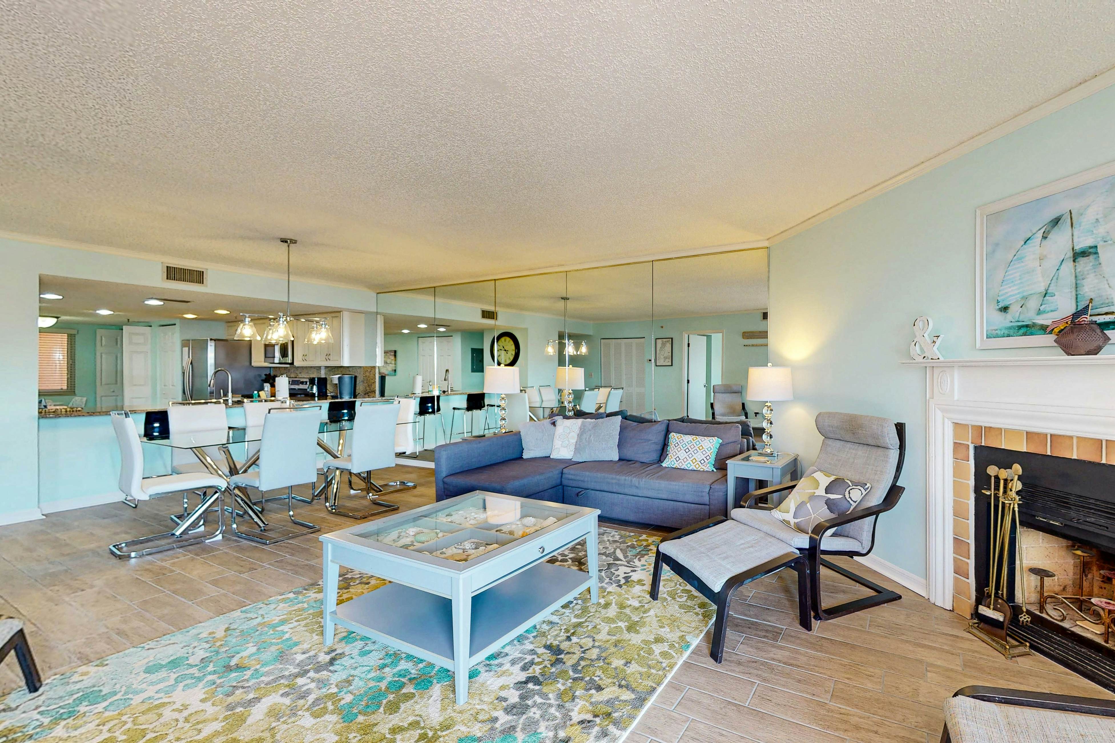 Seashore getaway with partial Gulf view & beachfront heated pool & spa